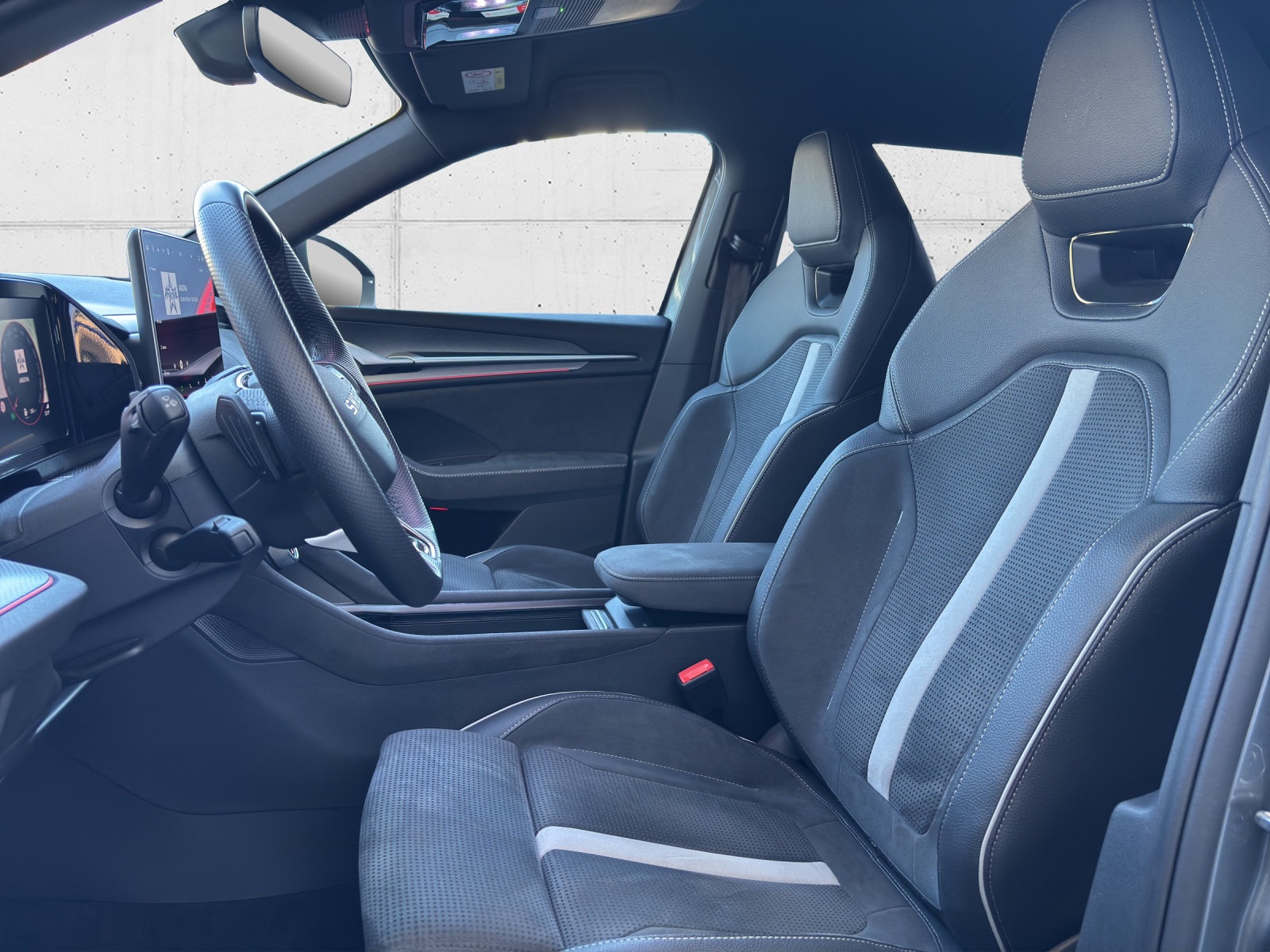SKODA New New Kodiaq 2.0 TDI Sportline 4x4 7 Sitzer mit AHK & elektrisch einstellbare Vordersitze mit Memoryfunktion-image-24