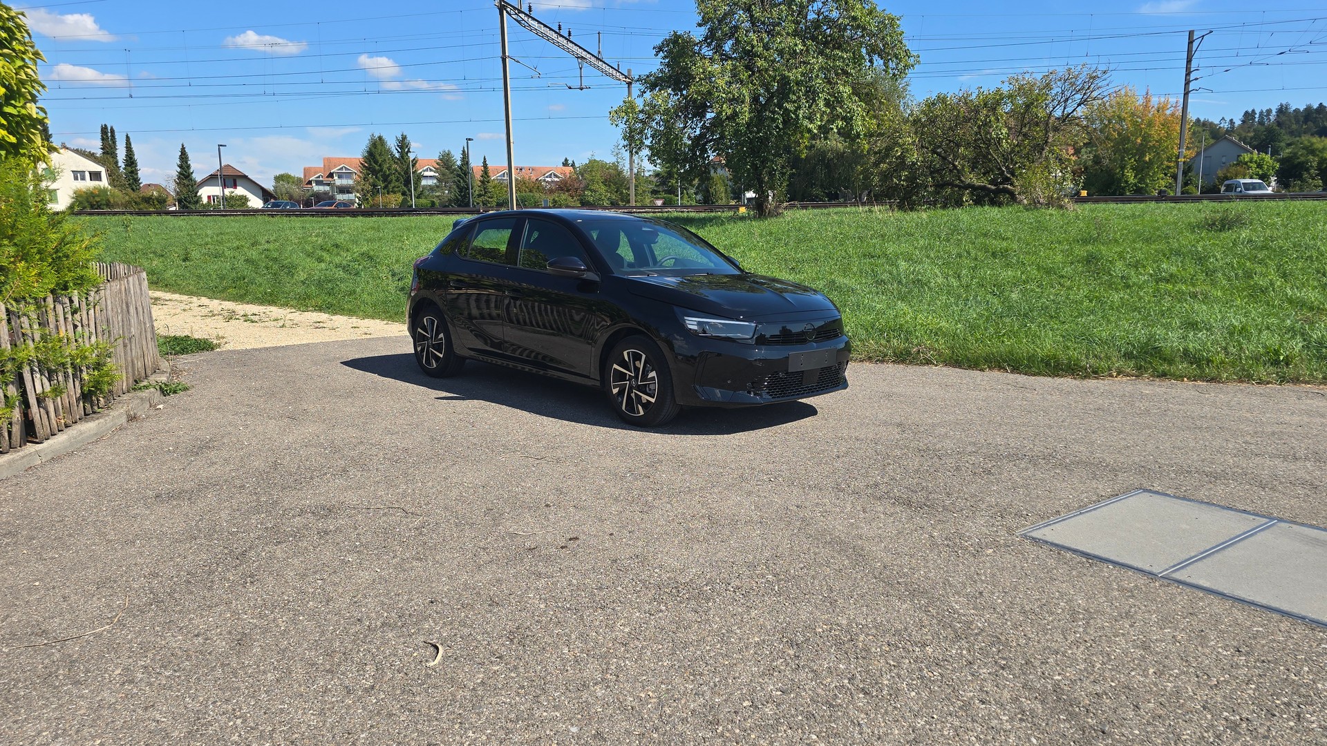 OPEL Corsa 1.2 MHEV Viva, CH Fahrzeug inkl Winterräder-image-22