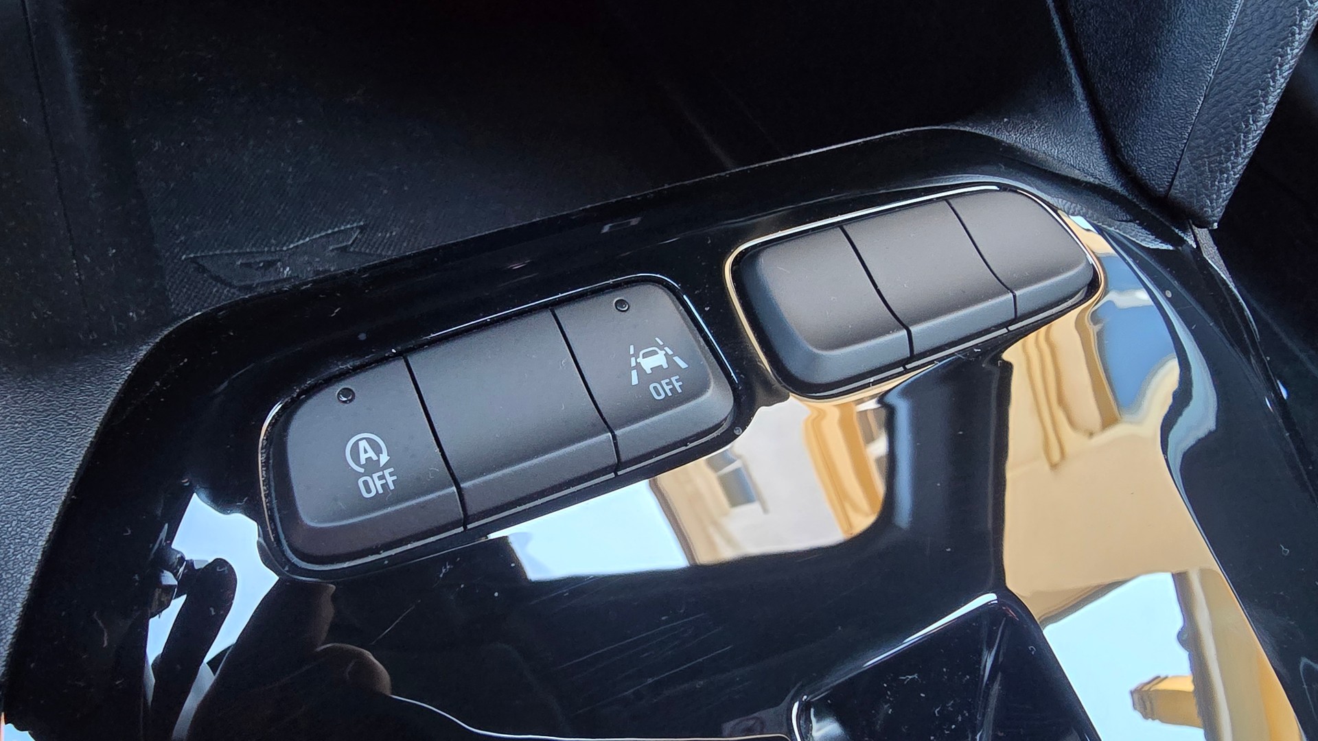 OPEL Corsa 1.2 MHEV Viva, CH Fahrzeug inkl Winterräder-image-7
