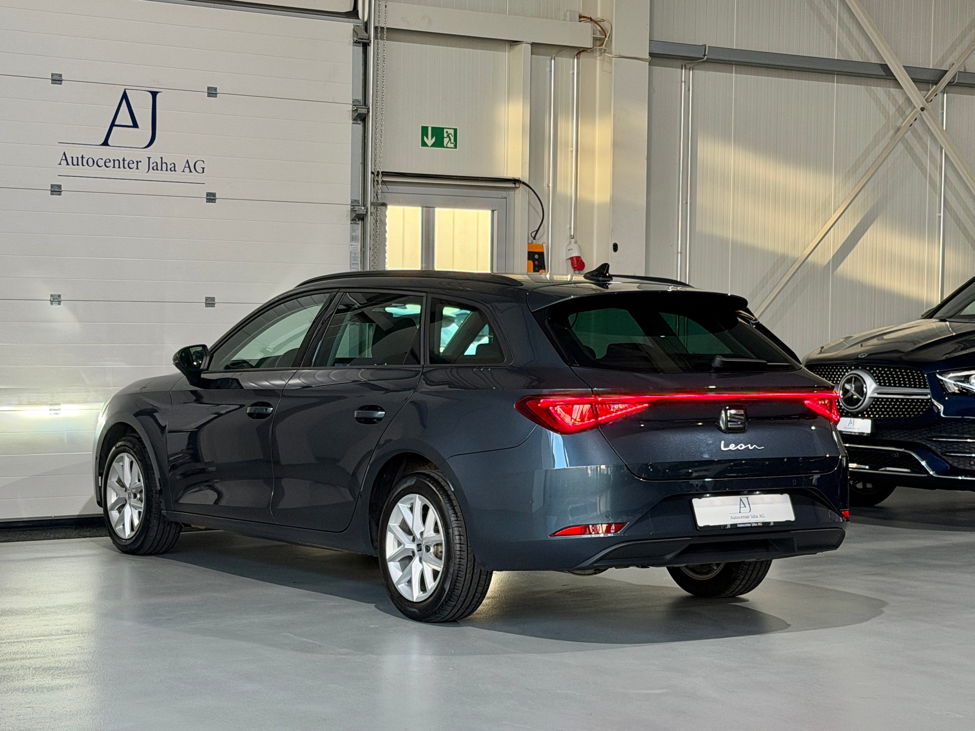 SEAT Leon ST 1.5 eTSI mHEV DSG Style (CH)-image-25