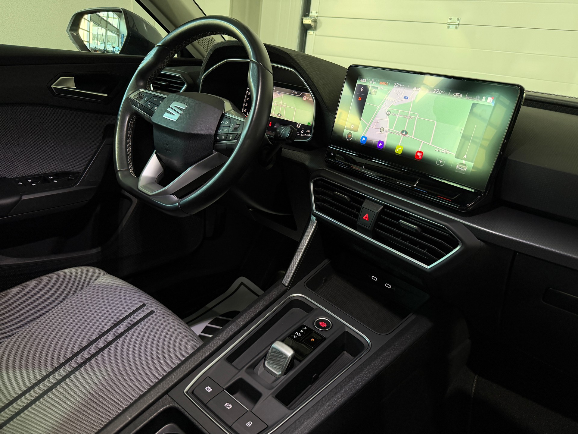 SEAT Leon ST 1.5 eTSI mHEV DSG Style (CH)-image-20