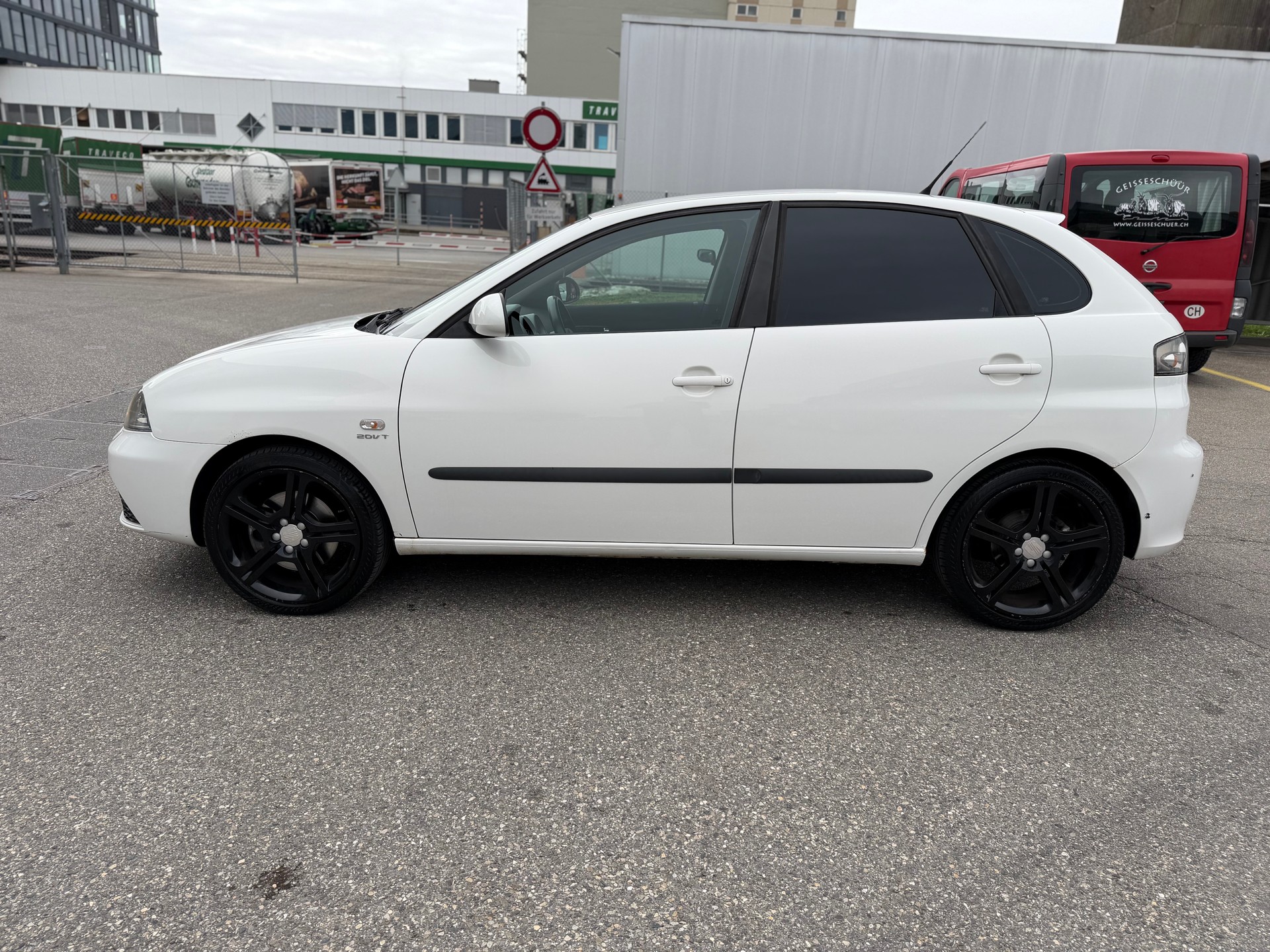 SEAT Ibiza 1.8 20V Turbo FR-image-5