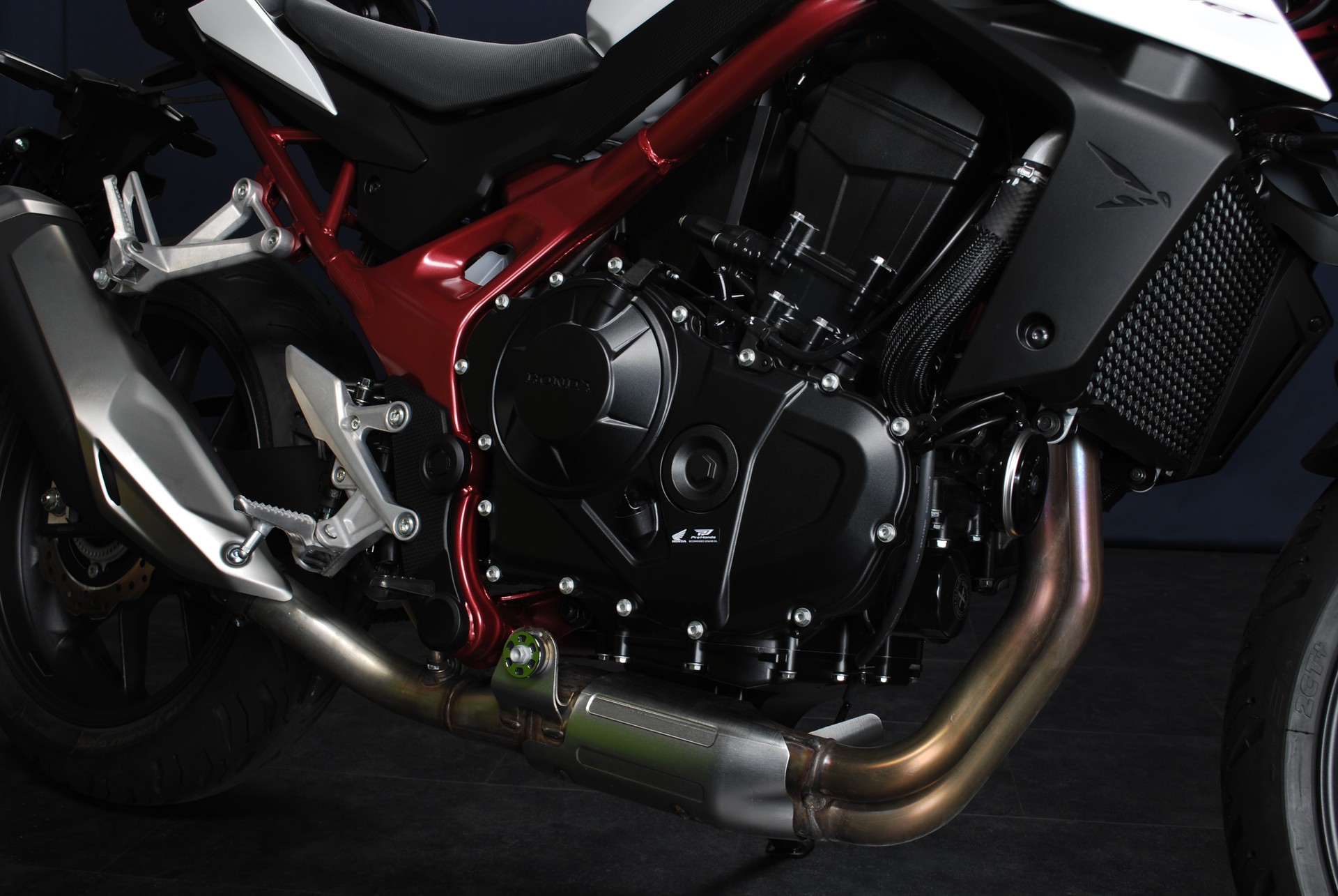 HONDA CB 750 Hornet (35kW)-image-6