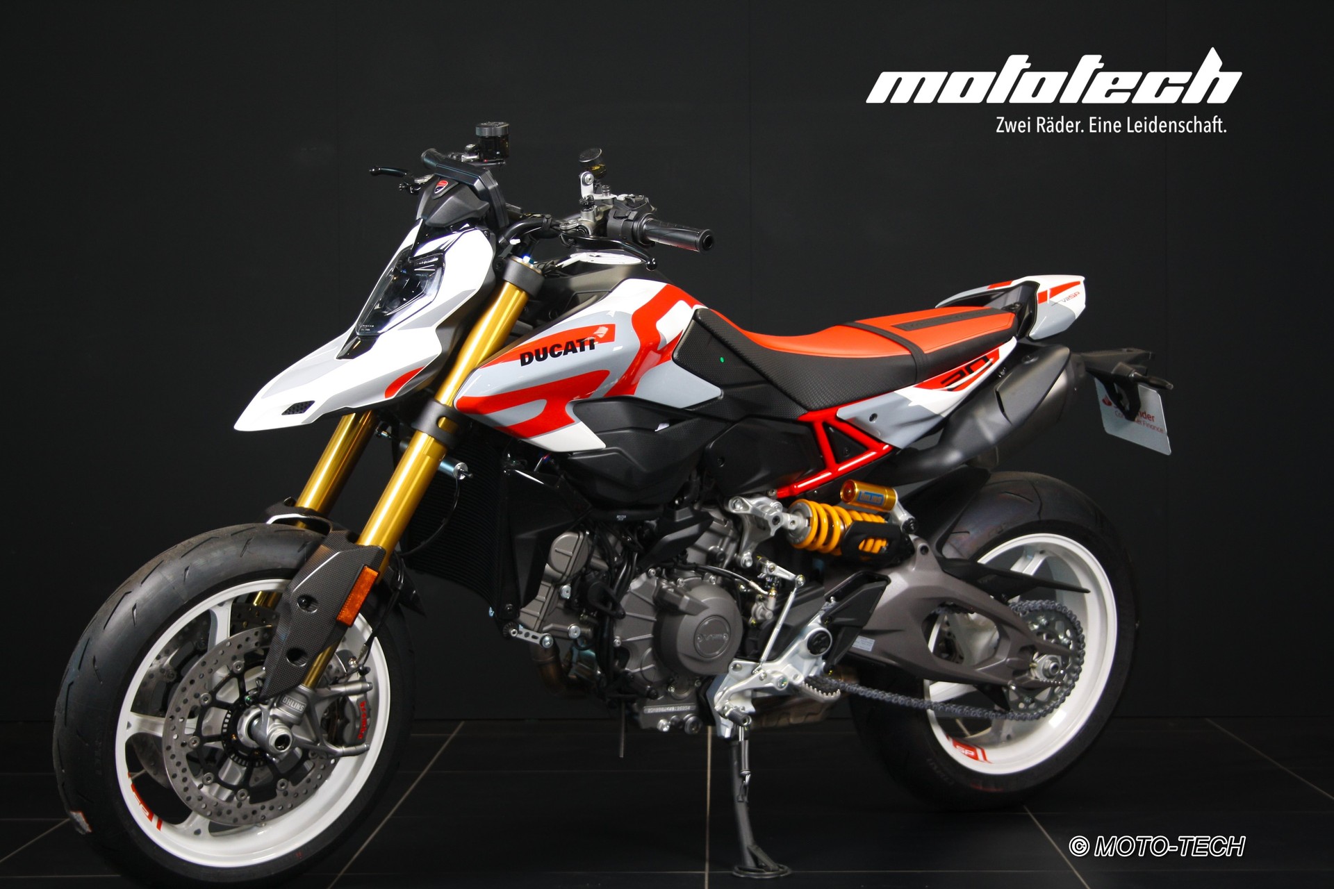 DUCATI Hypermotard V2 SP-image-6
