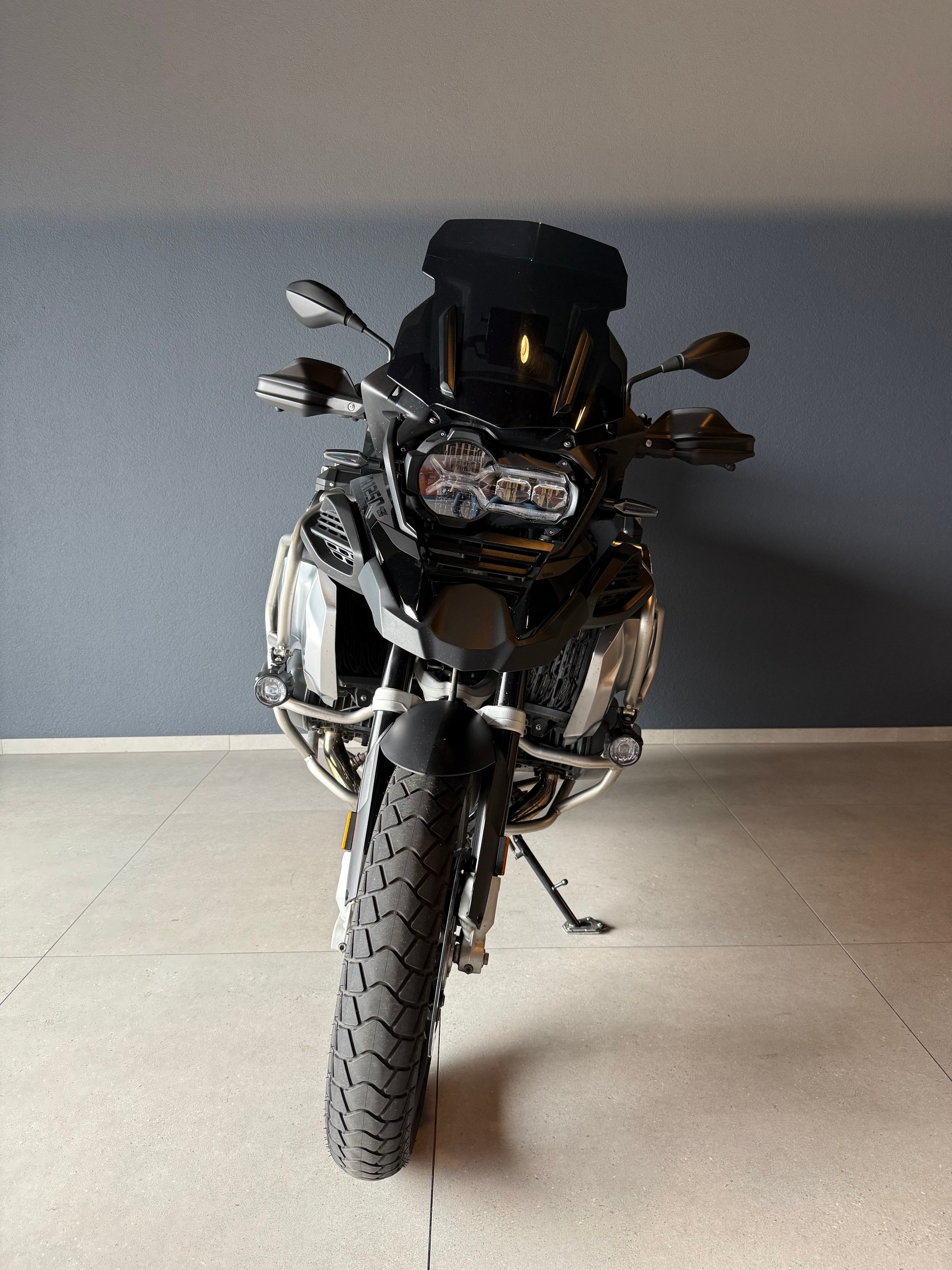 BMW R 1250 GS Adventure-image-2