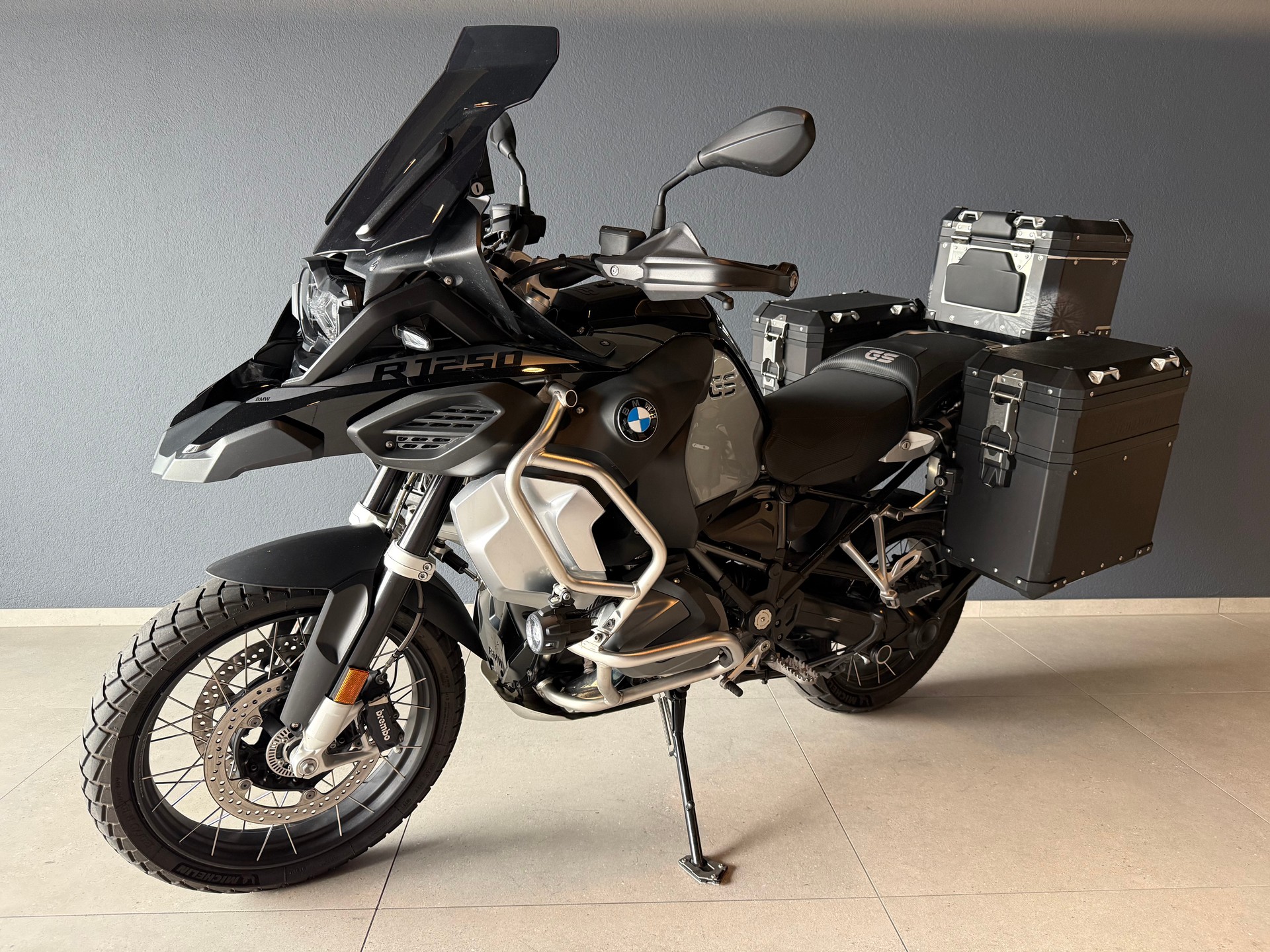 BMW R 1250 GS Adventure-image-1