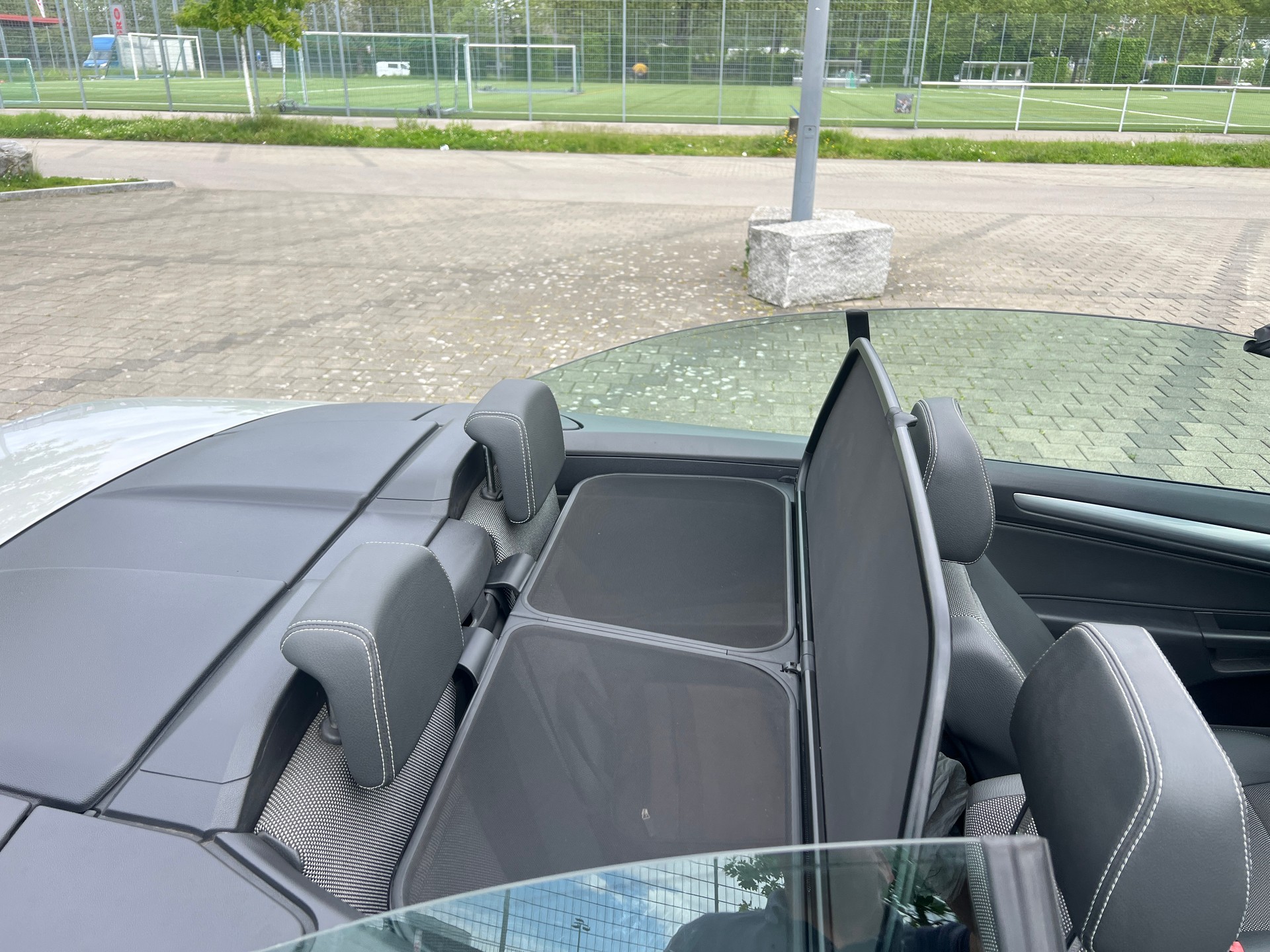 OPEL Astra TT 1.6i 16V Turbo Cosmo-image-9