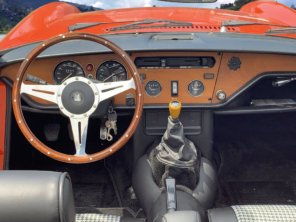 TRIUMPH Spitfire 1500-image-9