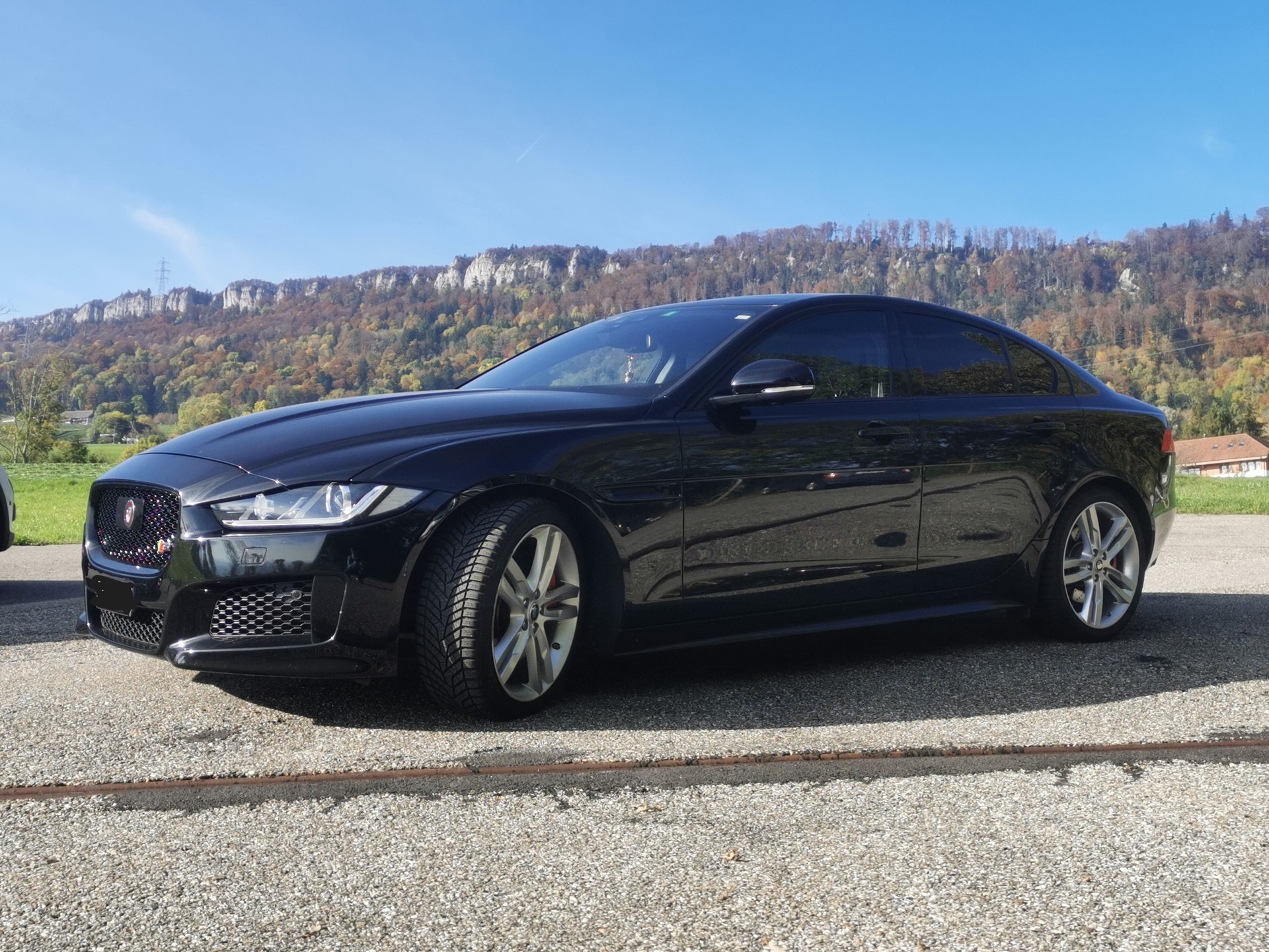 JAGUAR XE S 3.0 Automatic-image-3