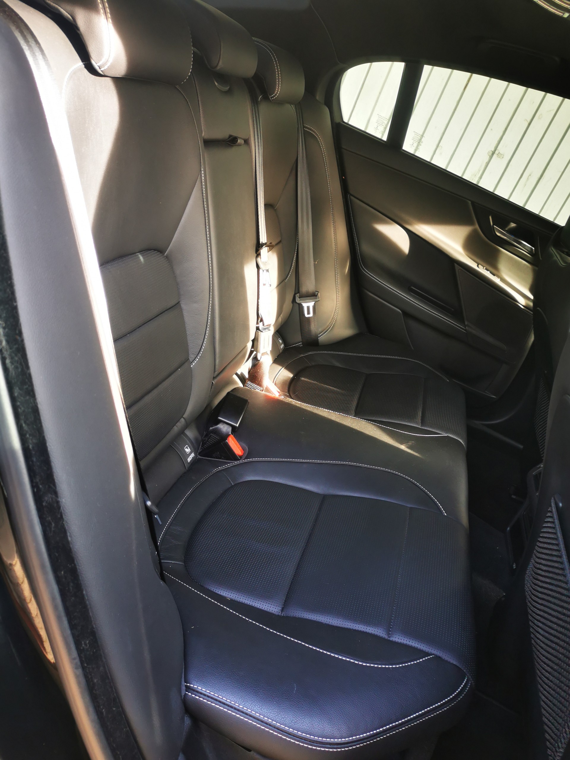 JAGUAR XE S 3.0 Automatic-image-13