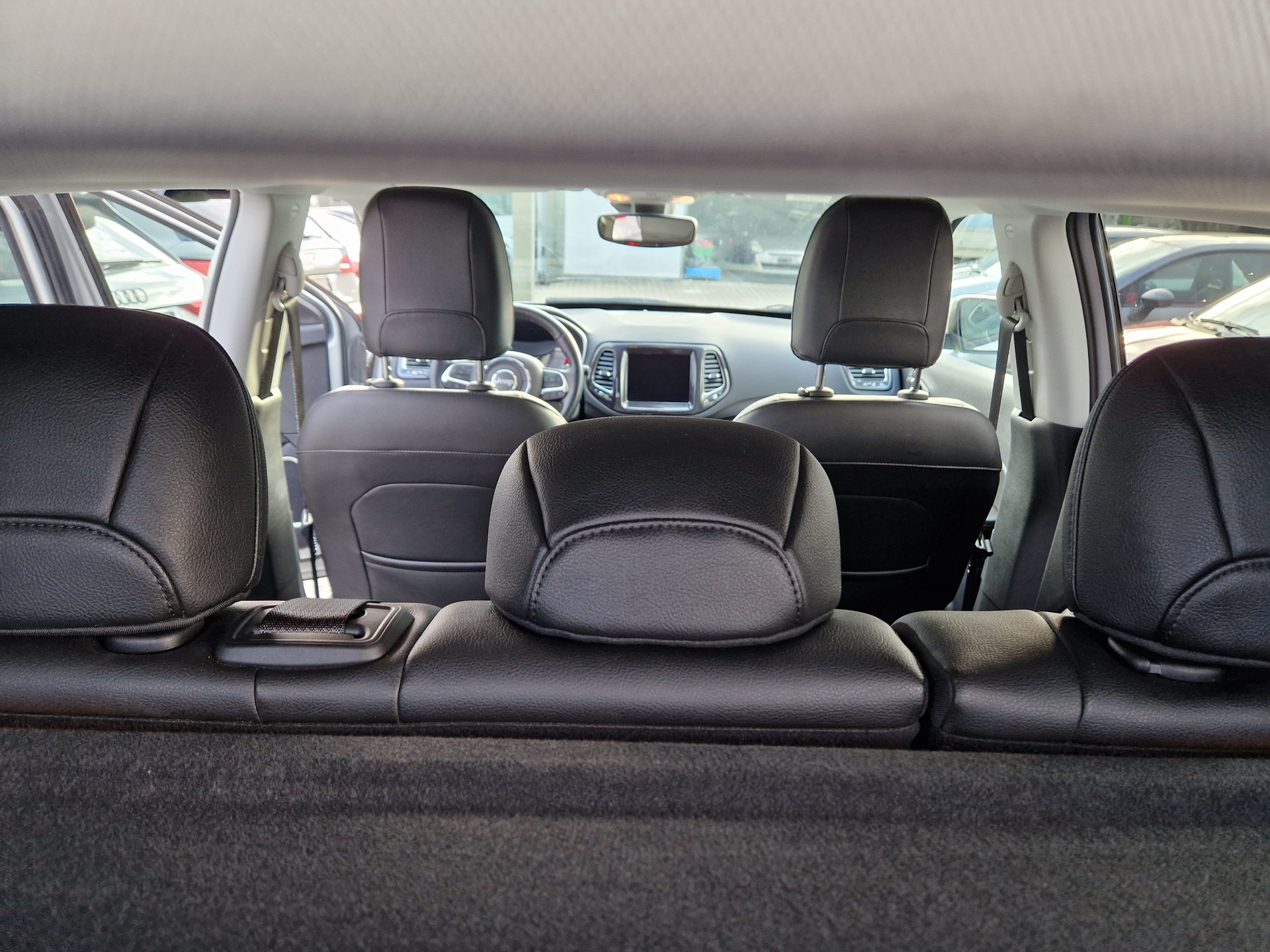 JEEP Compass Hybride et rechargeable 4WD-image-11