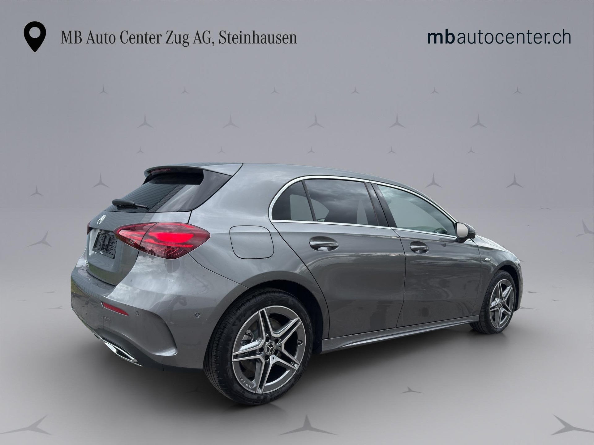MERCEDES-BENZ A 250 e-image-5