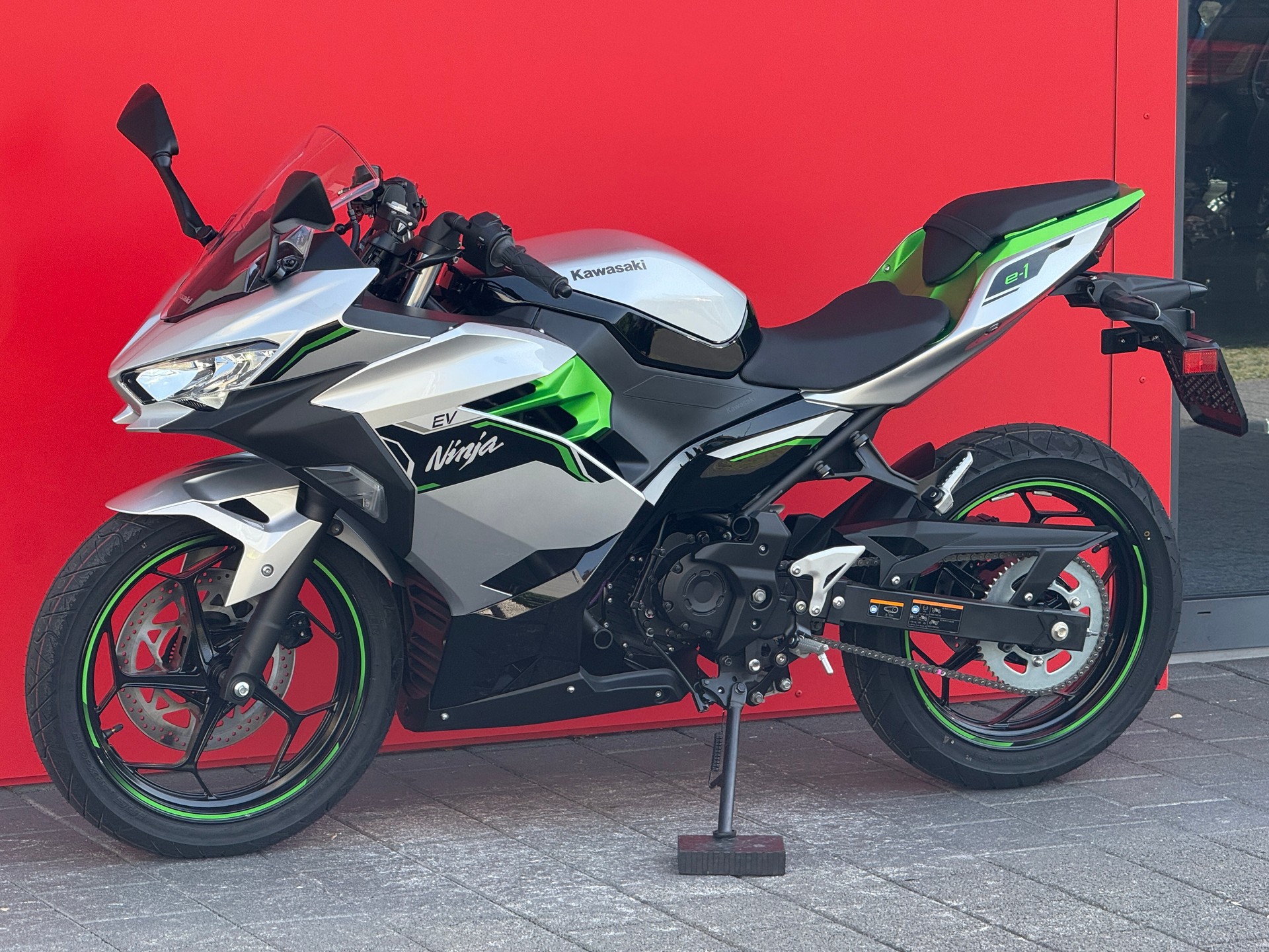 KAWASAKI Ninja e-1-image-11
