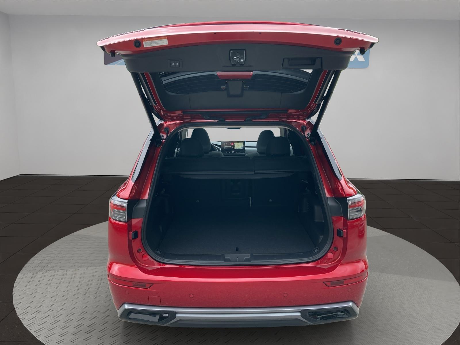 MITSUBISHI Outlander 2.4 PHEV Instyle 4x4-image-15