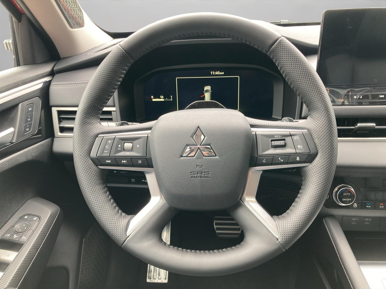MITSUBISHI Outlander 2.4 PHEV Instyle 4x4-image-12