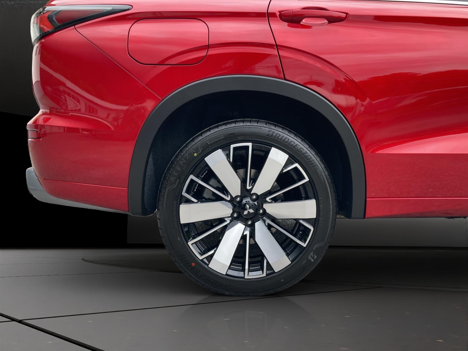 MITSUBISHI Outlander 2.4 PHEV Instyle 4x4-image-21