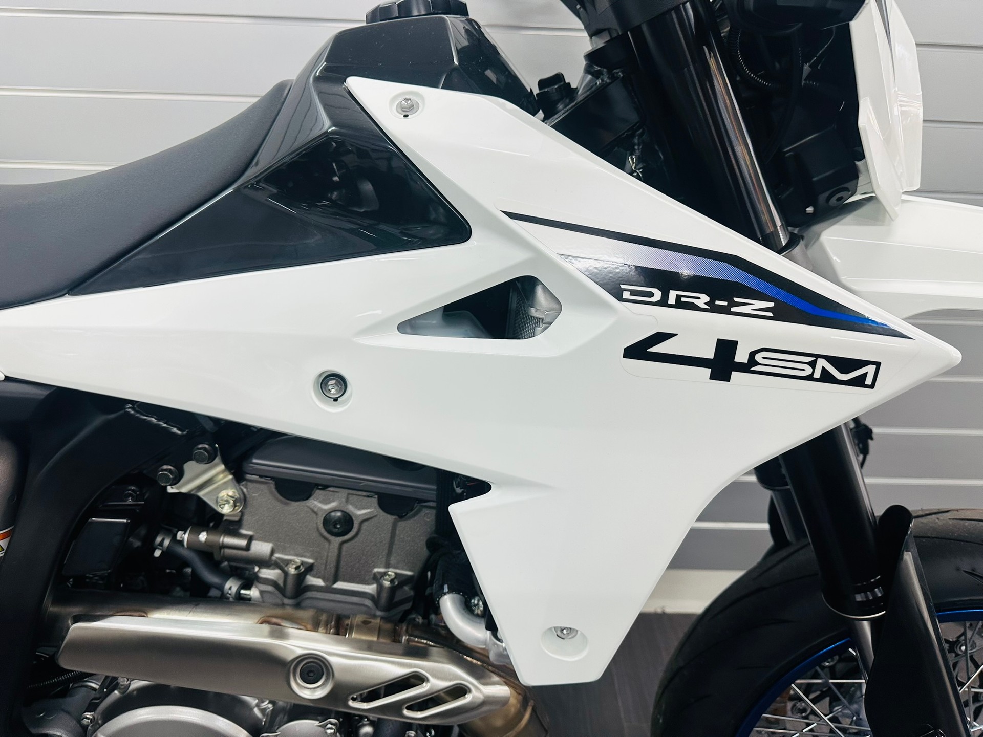 SUZUKI DR-Z 4 SM-image-1