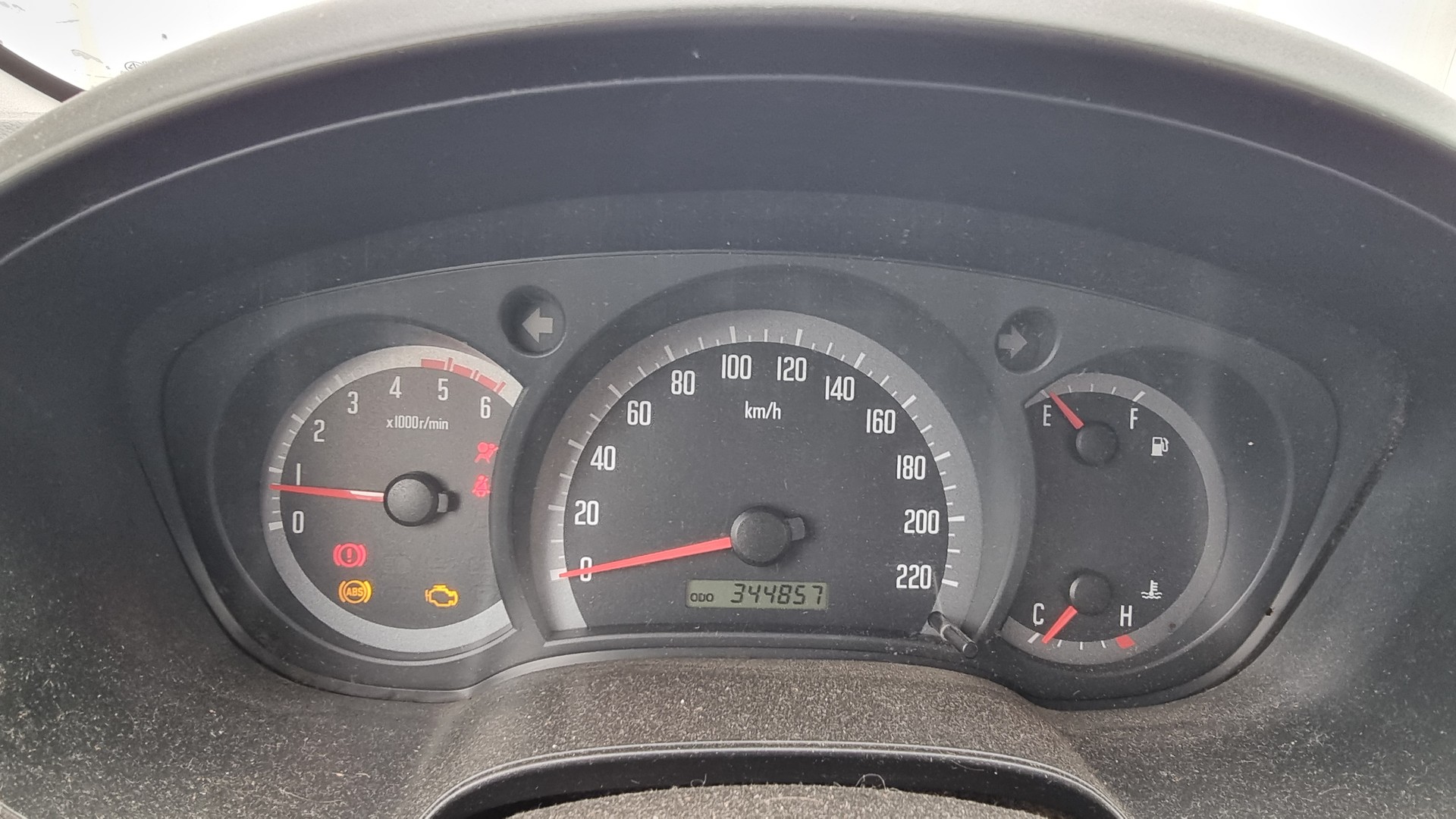 ISUZU D-MAX SpaceCab LS 2.5 4x4-image-8