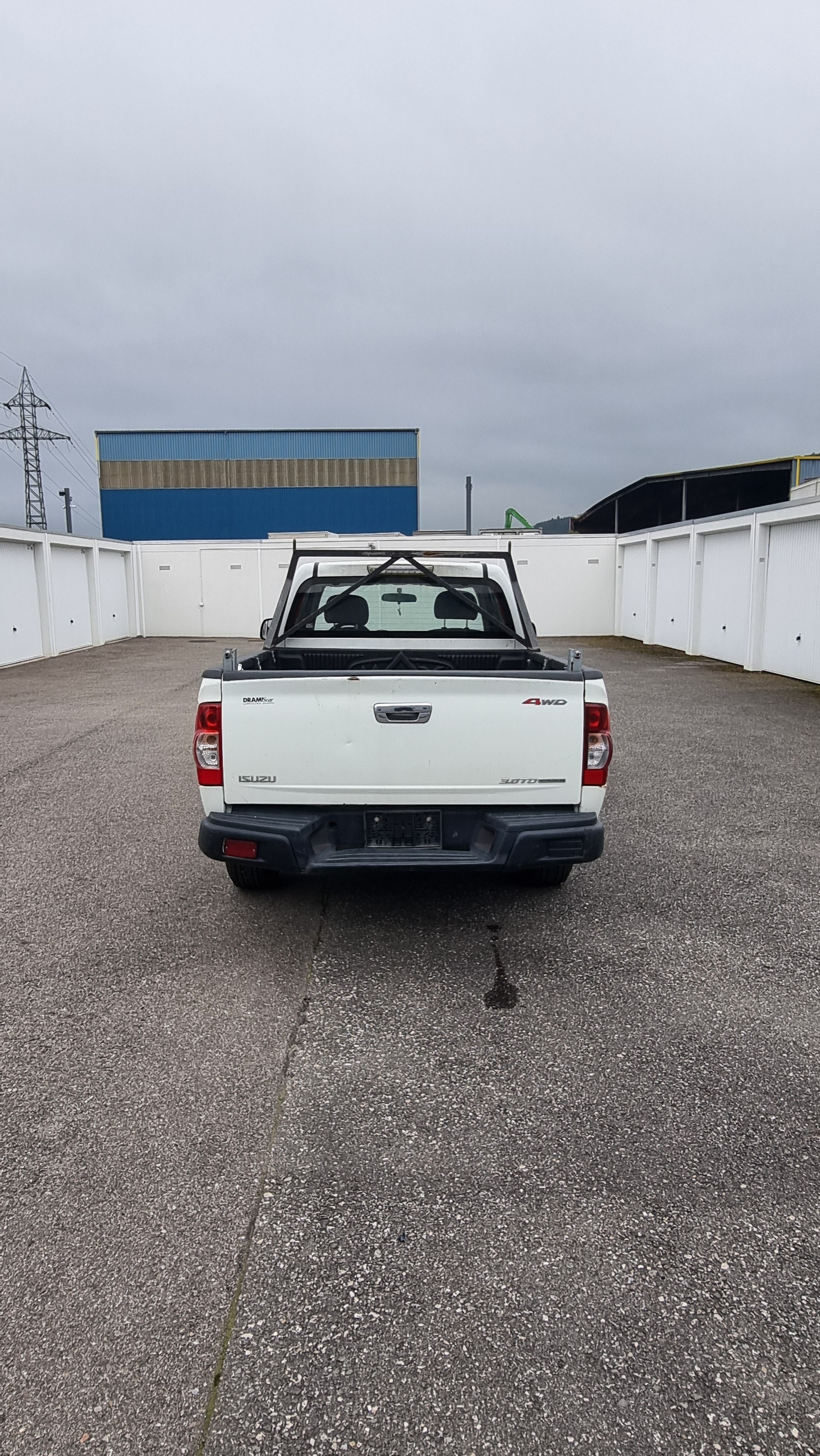 ISUZU D-MAX SpaceCab LS 2.5 4x4-image-5