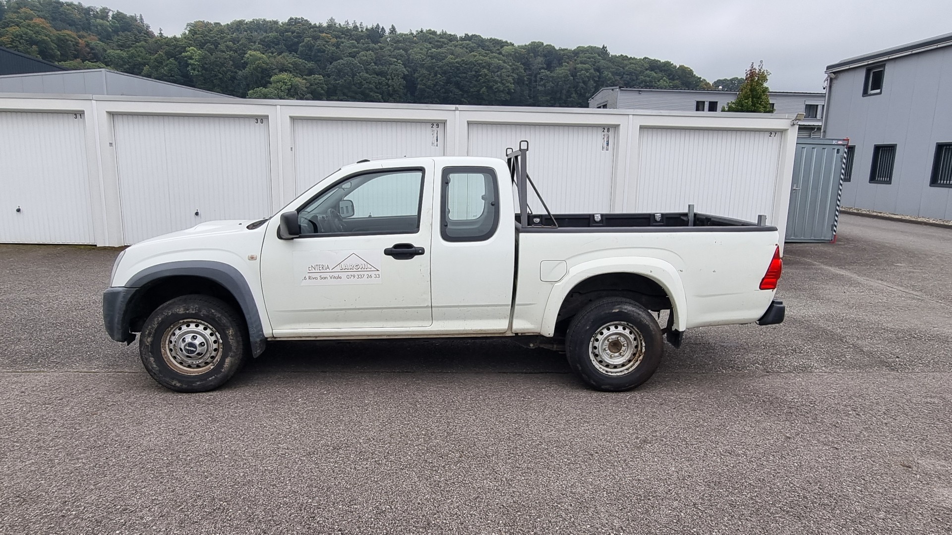 ISUZU D-MAX SpaceCab LS 2.5 4x4-image-6