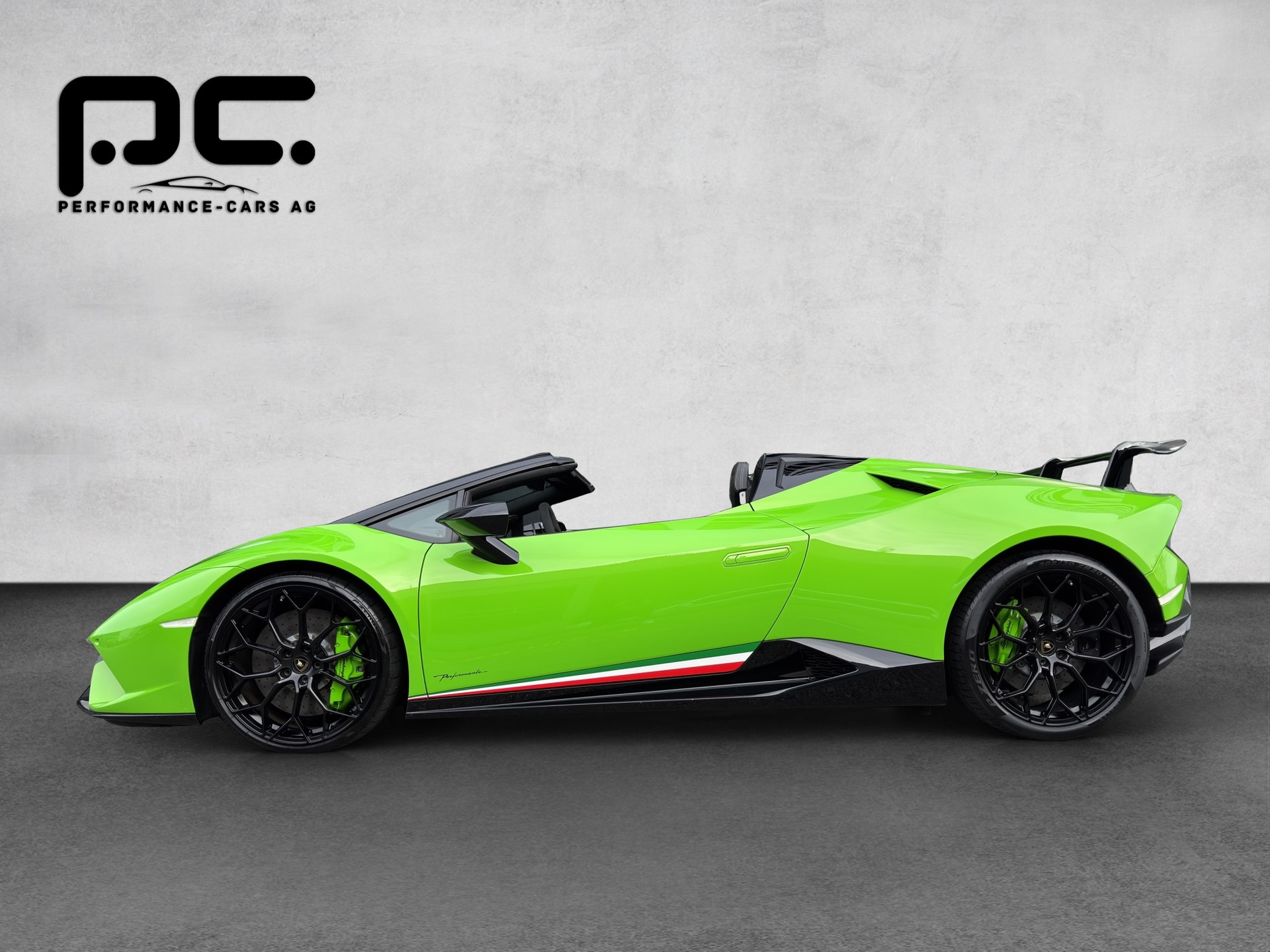 LAMBORGHINI Huracan LP640-4 Spyder Performante DCT-image-3