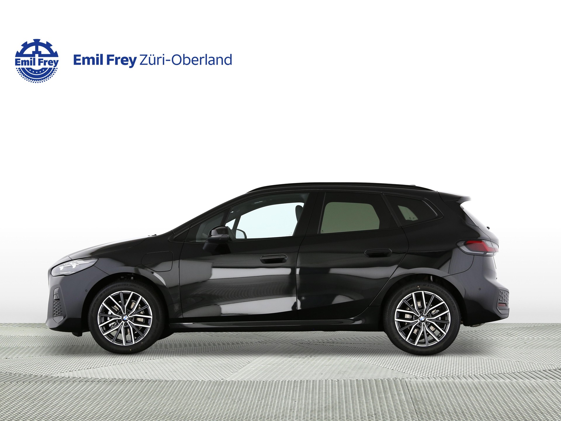 BMW 225e xDrive paddles Active Tourer-showroom-element-1