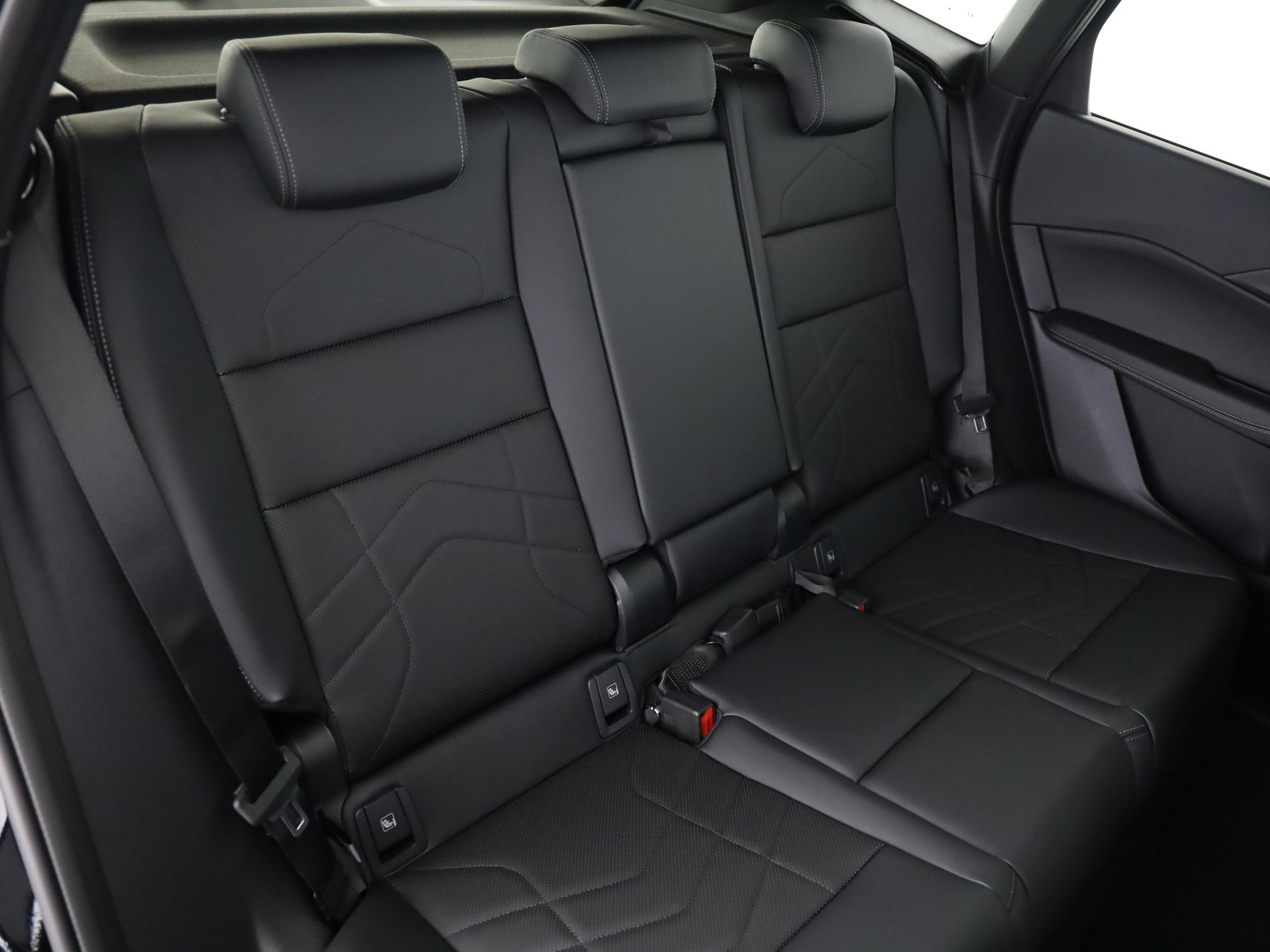 BMW 225e xDrive paddles Active Tourer-image-5