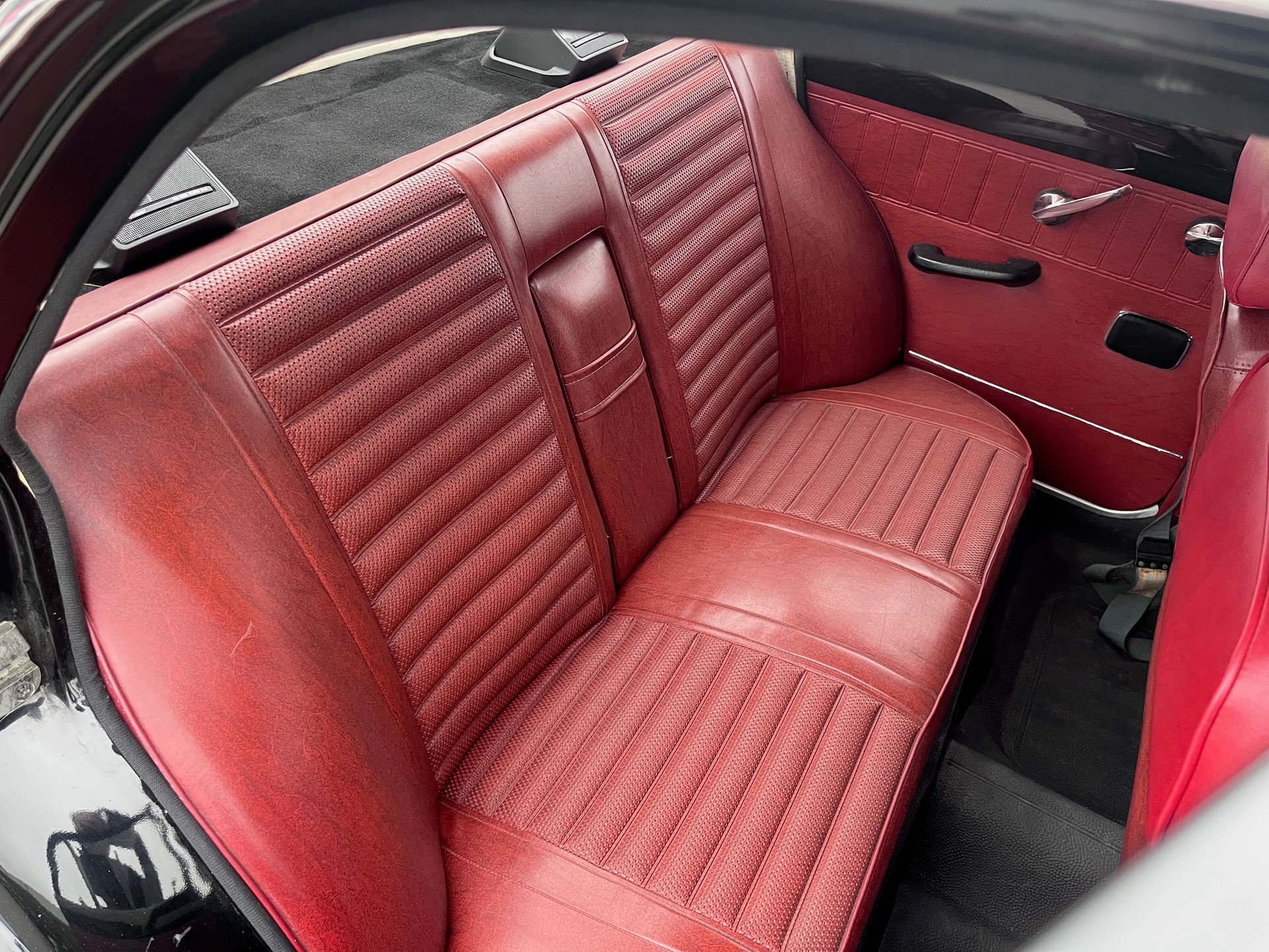 VOLVO 121-image-9
