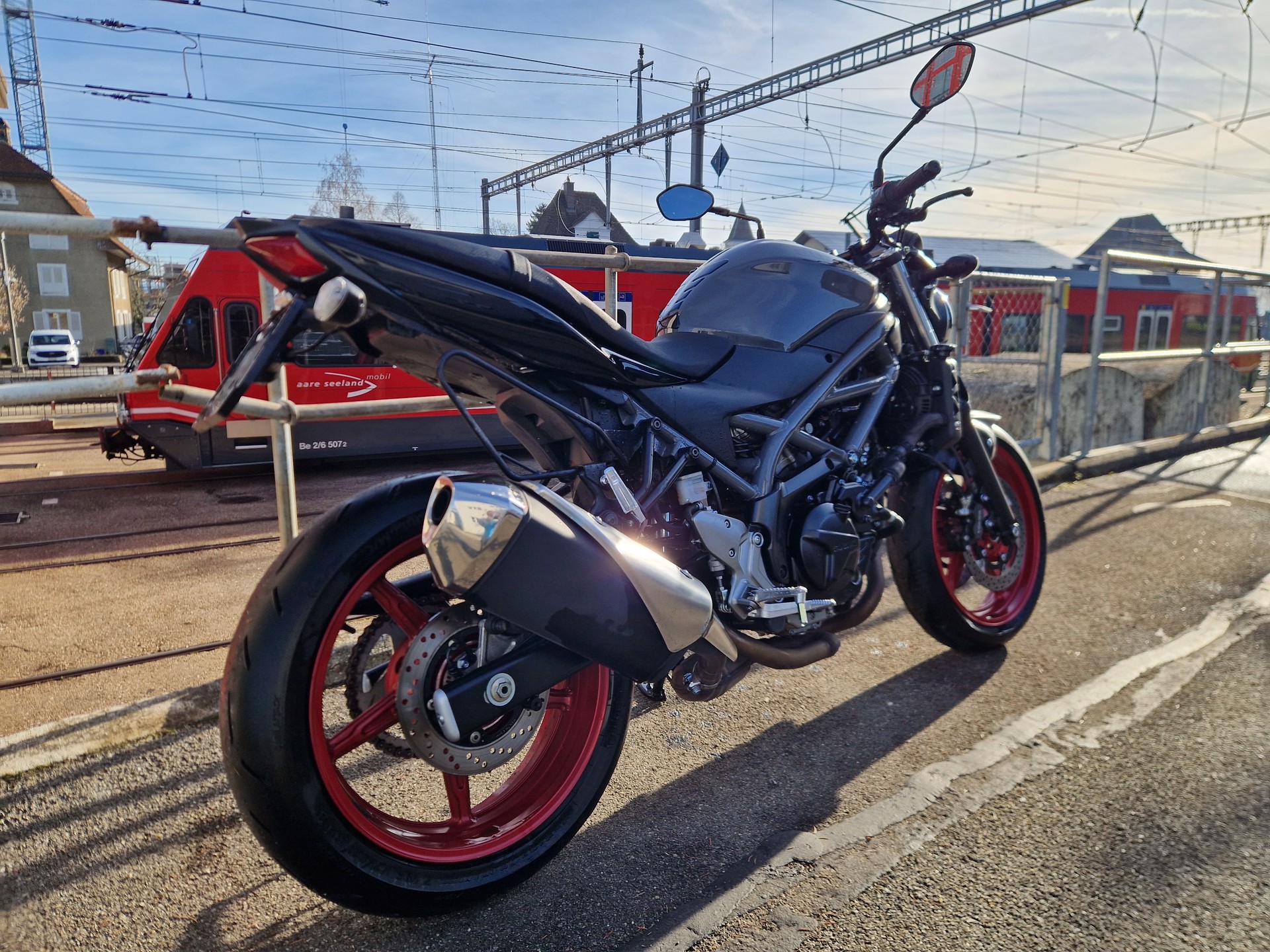 SUZUKI SV 650 Custom (35kW)-image-2