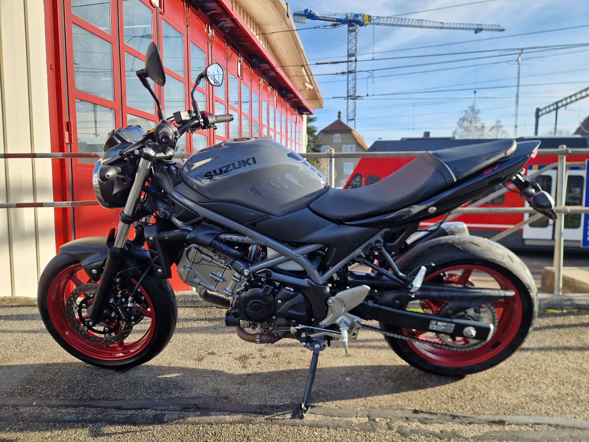 SUZUKI SV 650 Custom (35kW)-image-3