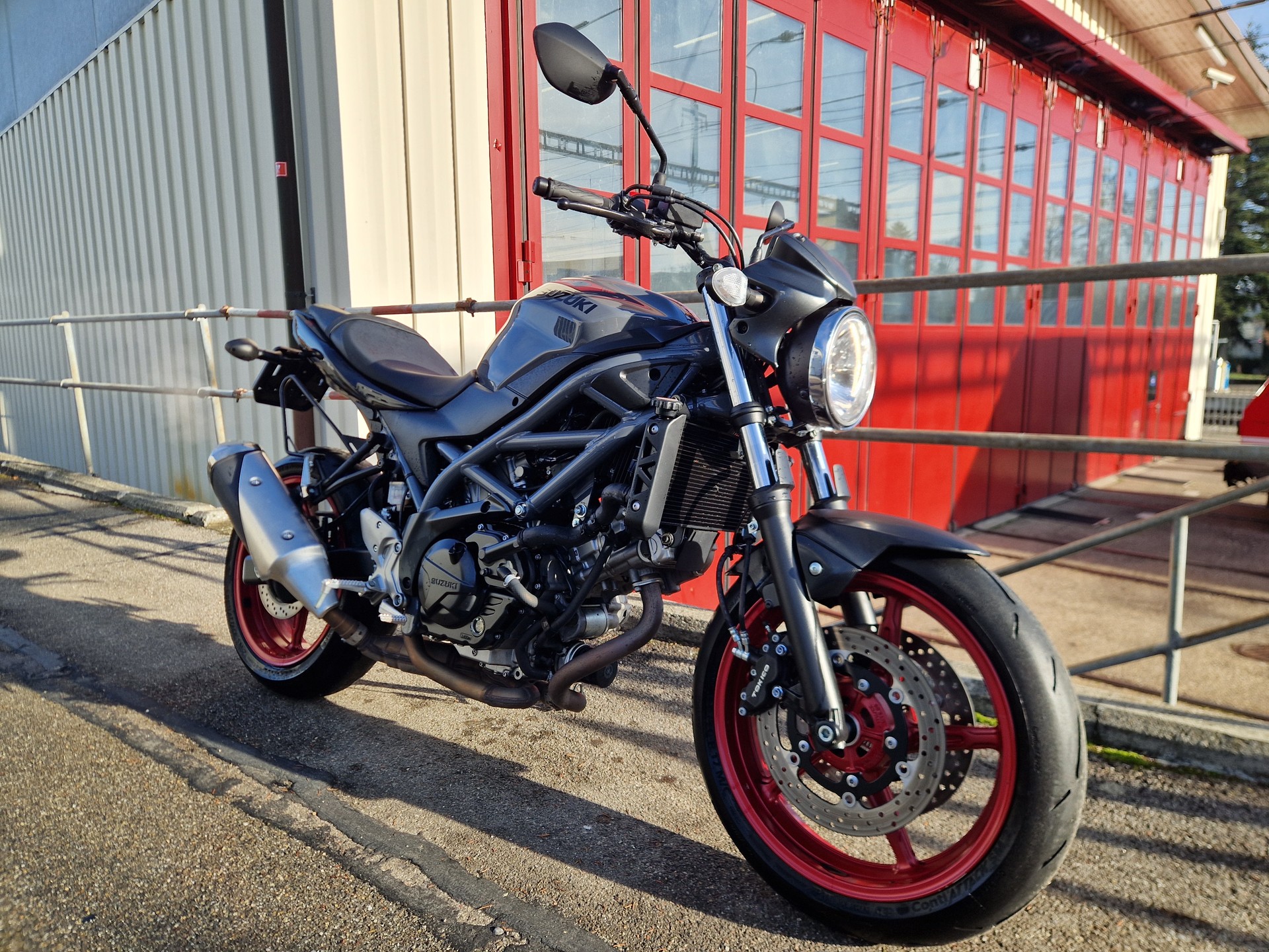 SUZUKI SV 650 Custom (35kW)-image-1