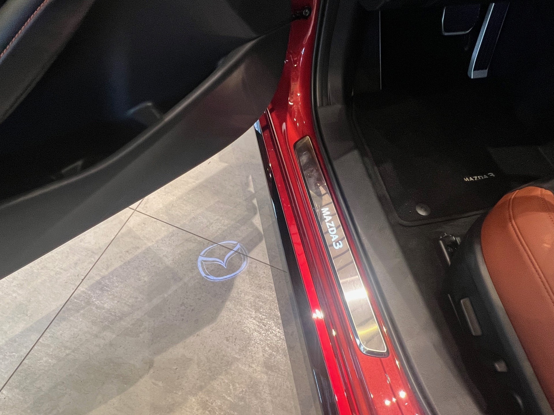 MAZDA 3 Hatchback SKYACTIV-G M Hybrid 140 Nagisa Automat-image-6