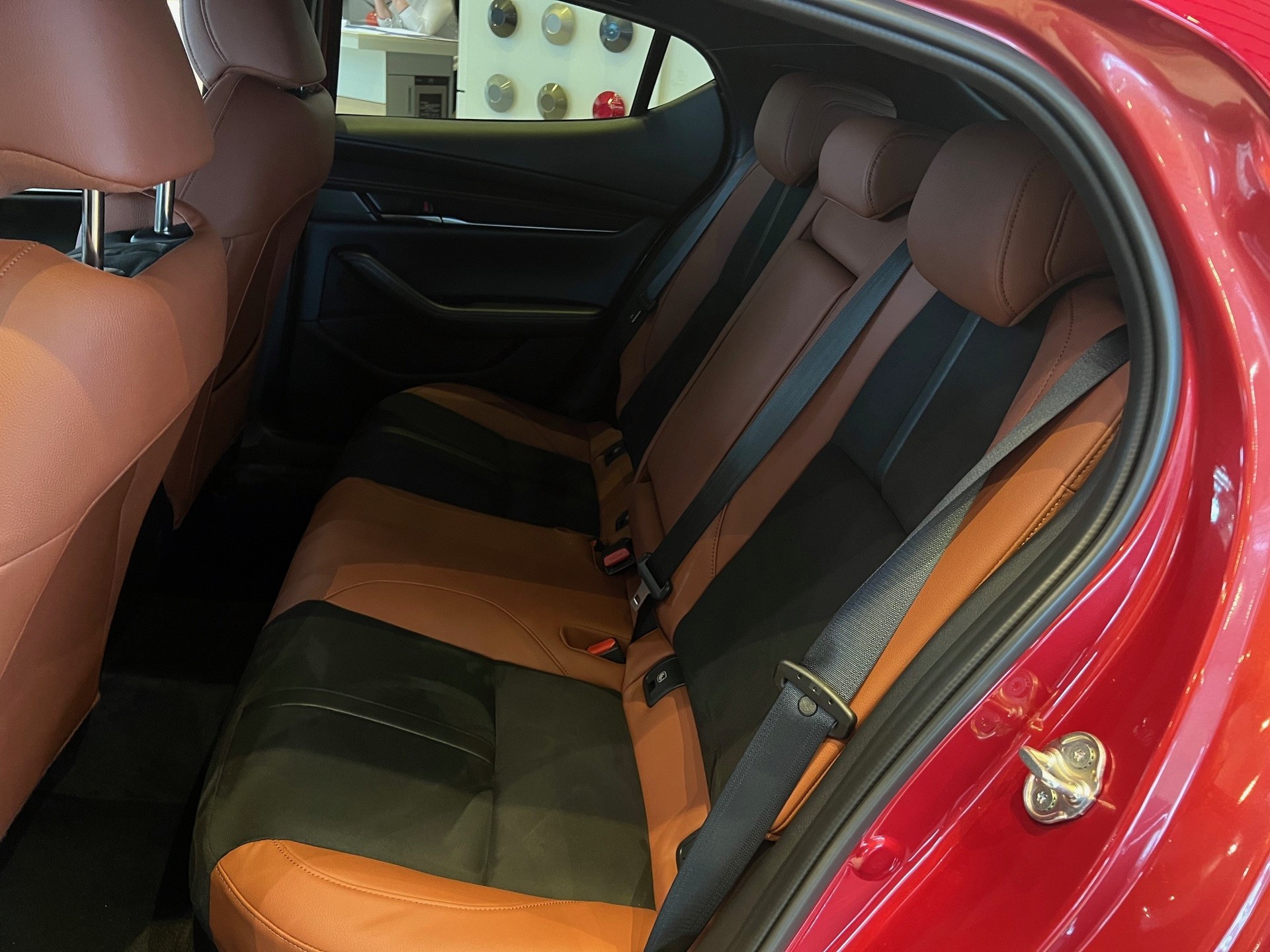 MAZDA 3 Hatchback SKYACTIV-G M Hybrid 140 Nagisa Automat-image-9