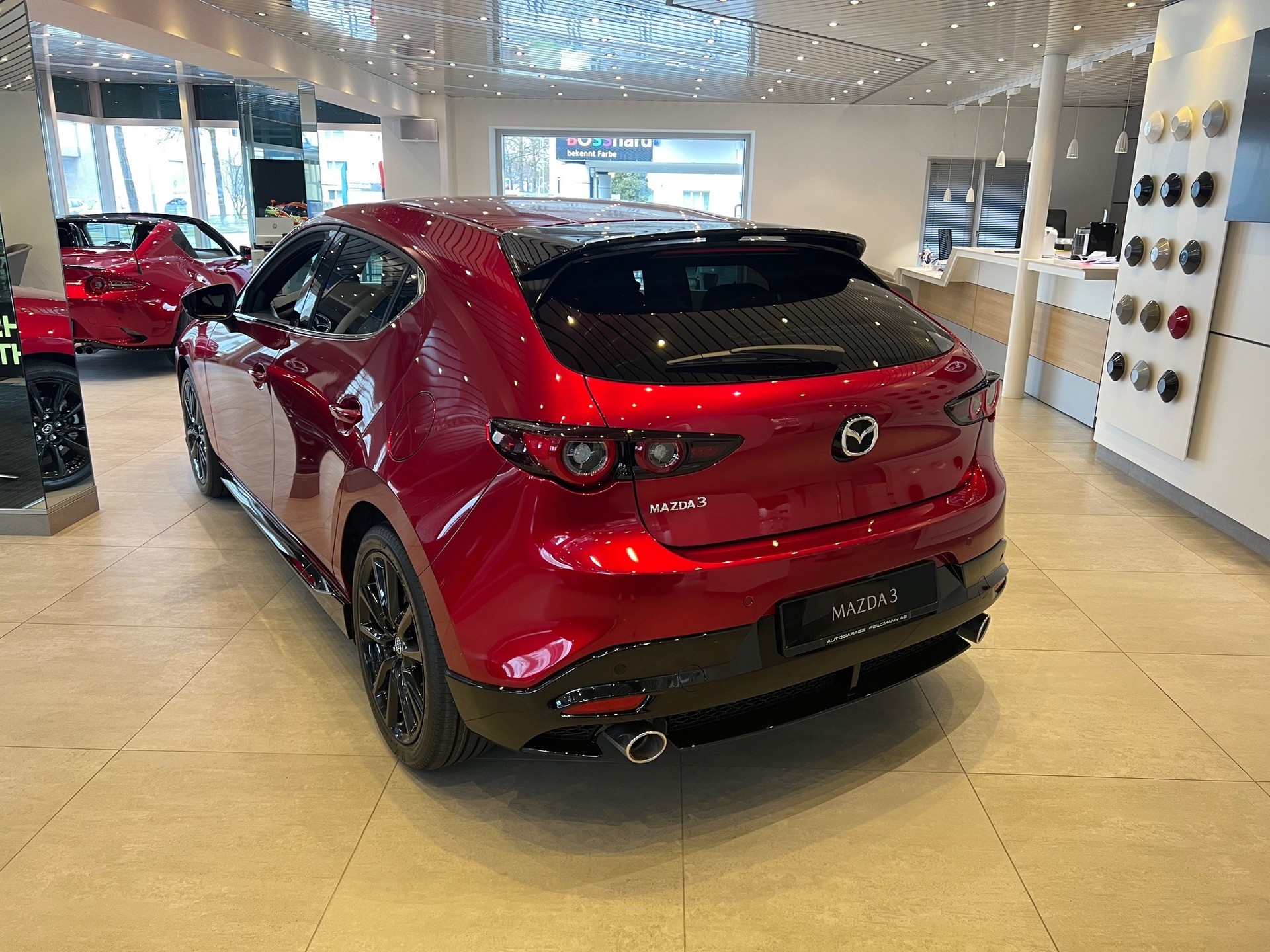 MAZDA 3 Hatchback SKYACTIV-G M Hybrid 140 Nagisa Automat-showroom-element-3