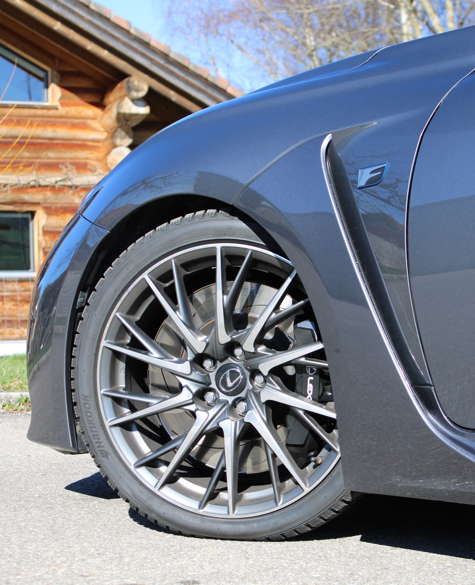 LEXUS RC F 5.0 V8 Carbon Automatic-image-10