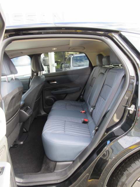 NISSAN Ariya Evolve-image-11
