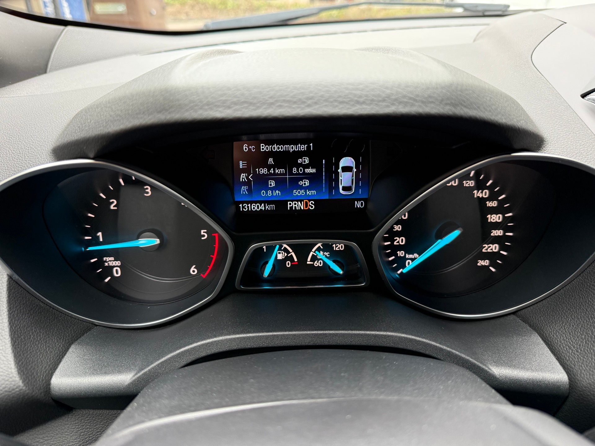 FORD Kuga 2.0 TDCi ST Line High 4WD PowerShift *CH Fahrzeug *Frisch ab MFK *8 Fach bereift *AHK 2'100 Kg *Isofix *Abstandr.-image-10