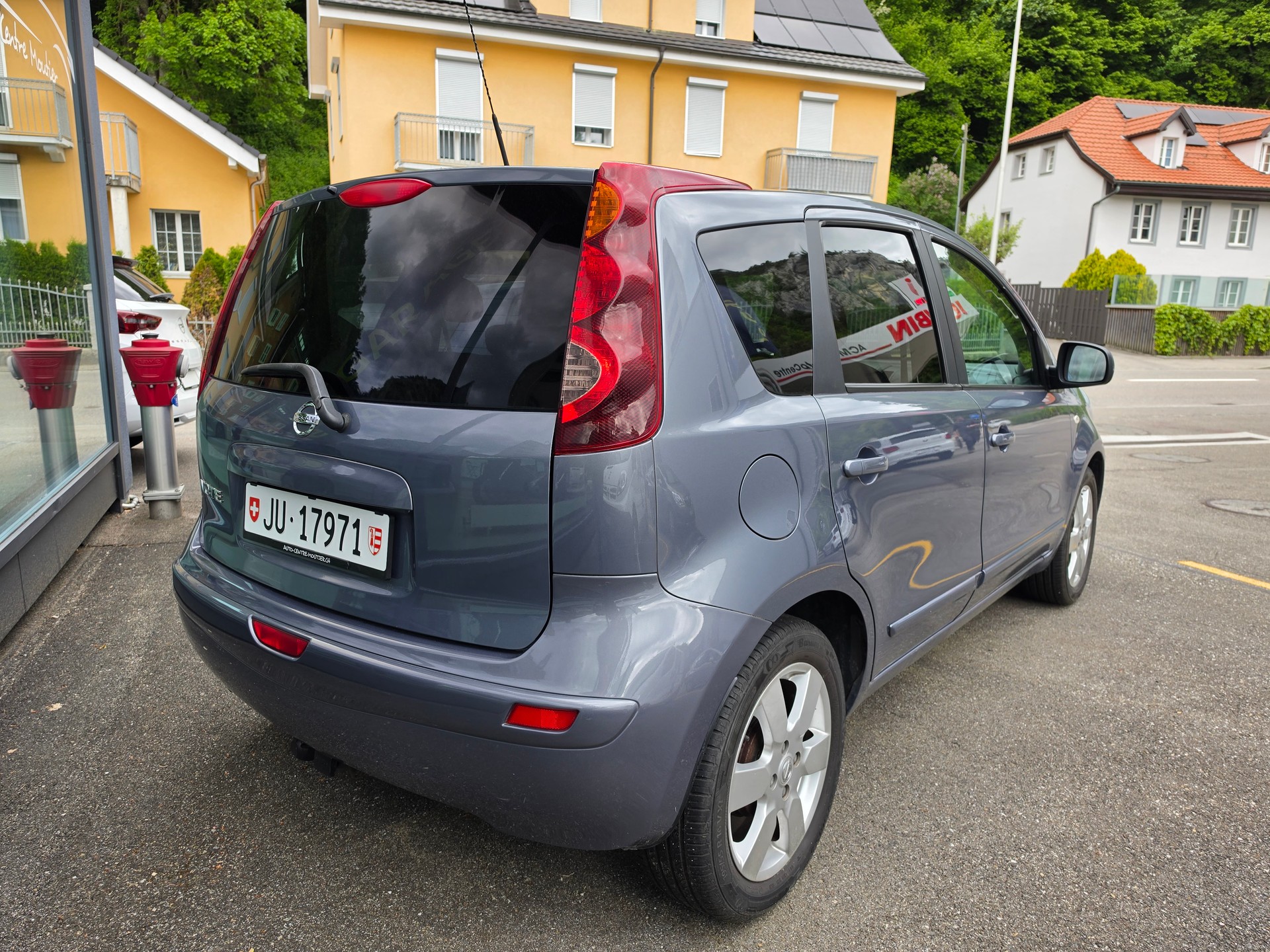 NISSAN Note 1.6 tekna Automatic-image-2
