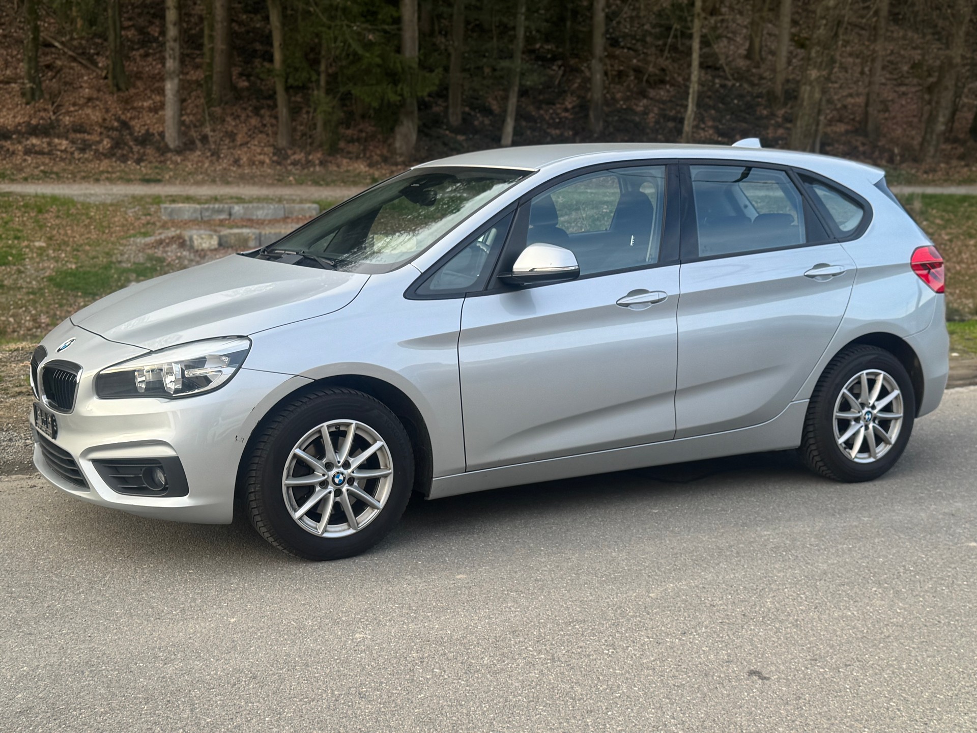 BMW 218d Active Tourer Steptronic-image-1