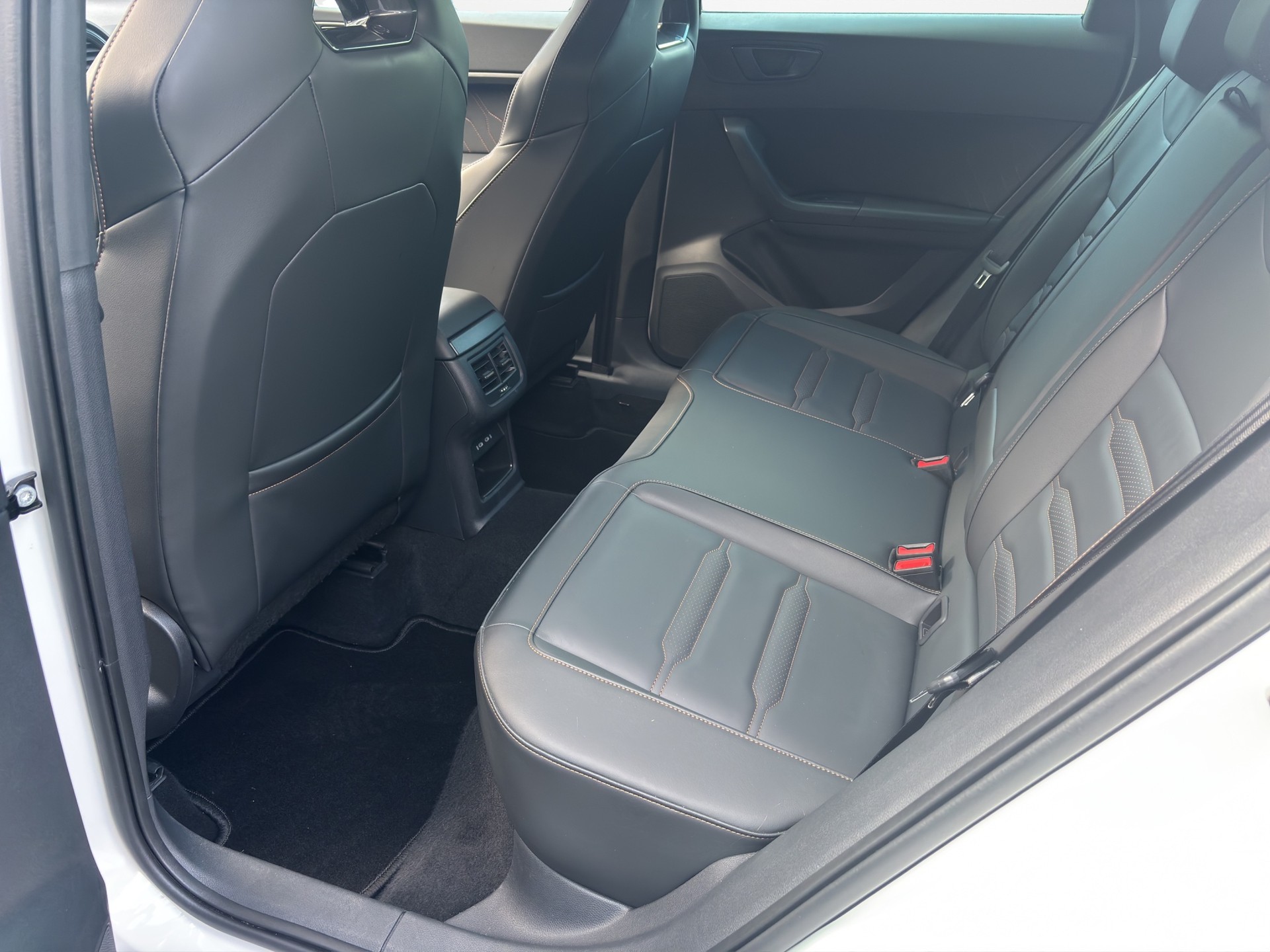 CUPRA Ateca 2.0TSI VZ 4Drive DSG-image-10