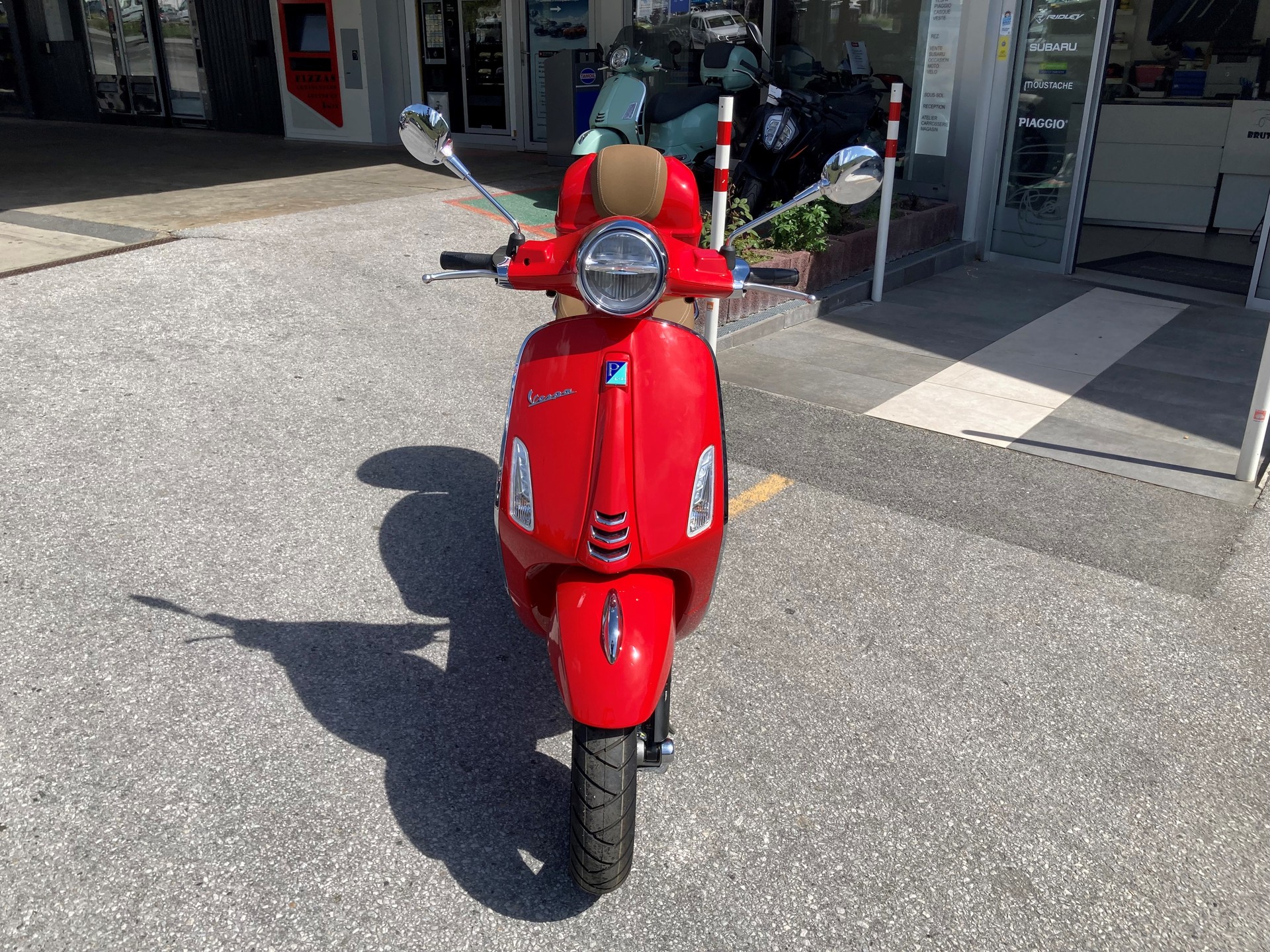 PIAGGIO Vespa 125 Primavera ABS-image-4