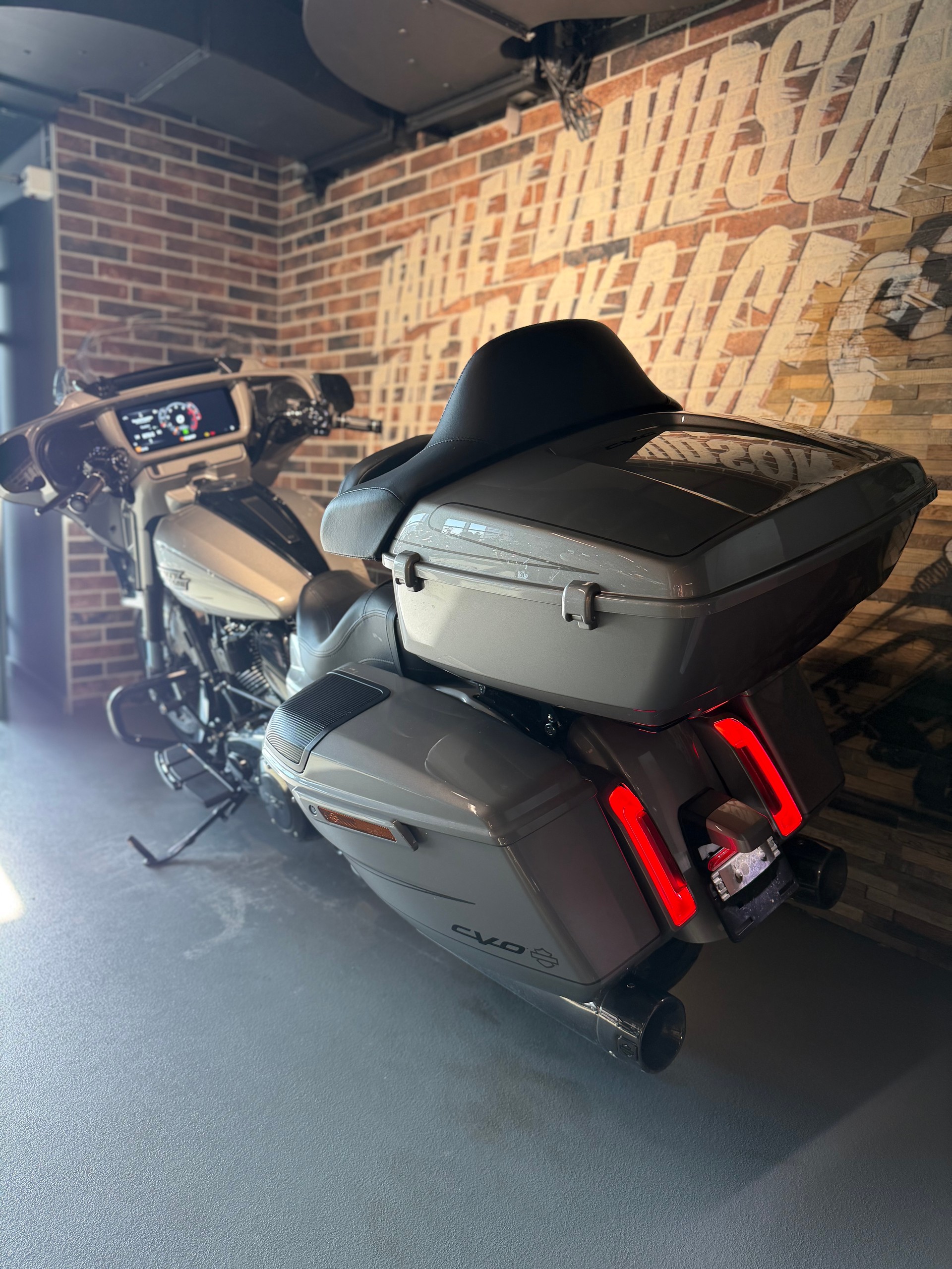 HARLEY-DAVIDSON FLHXSE Street Glide CVO 121-image-6