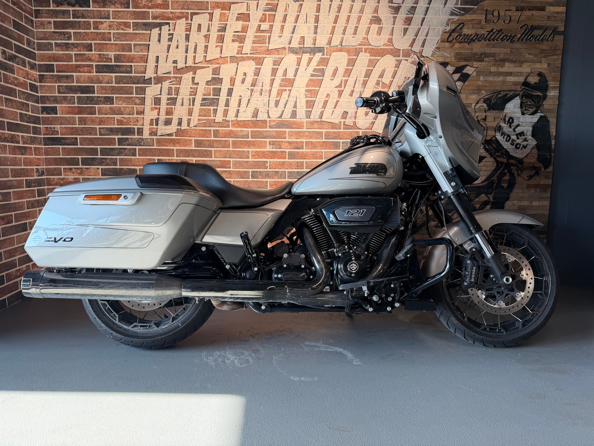 HARLEY-DAVIDSON FLHXSE Street Glide CVO 121-image-7