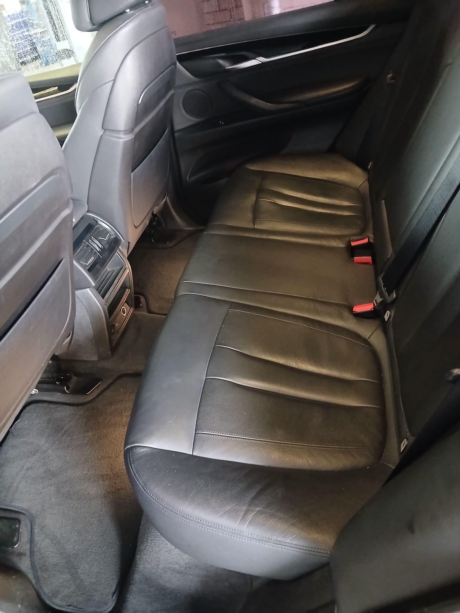BMW X5 xDrive 40d Steptronic/ zuverlässiges Fahrzeug. Laufleistung altersentsprechend, dafür technisch in gutem Zustand-image-7
