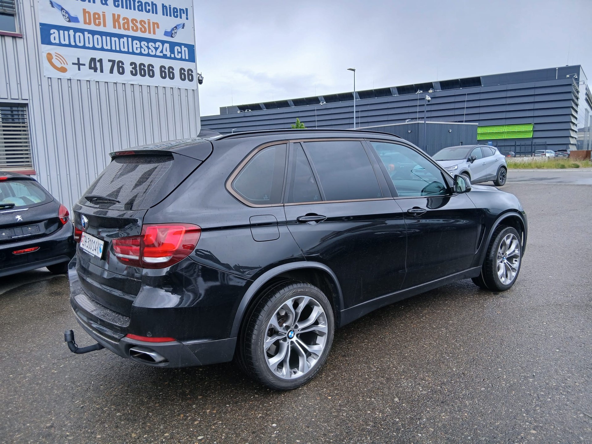 BMW X5 xDrive 40d Steptronic/ zuverlässiges Fahrzeug. Laufleistung altersentsprechend, dafür technisch in gutem Zustand-image-8