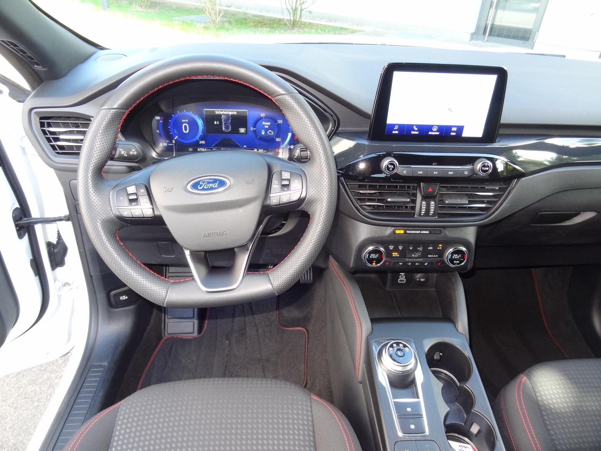 FORD Kuga 2.5 FHEV ST-Line X 4WD-image-10