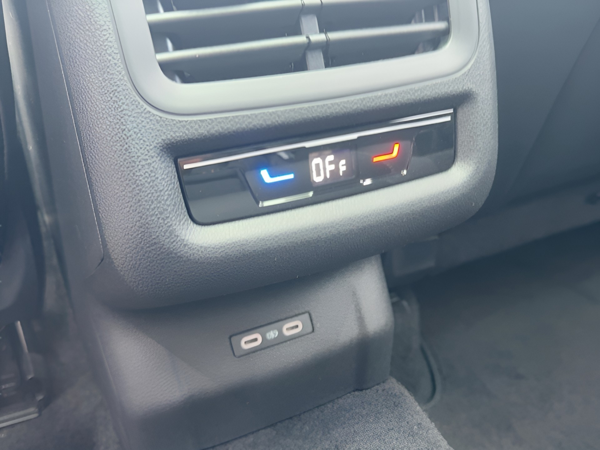 VW T-Roc 1.5 eTSI mHEV R-Line DSG-image-18
