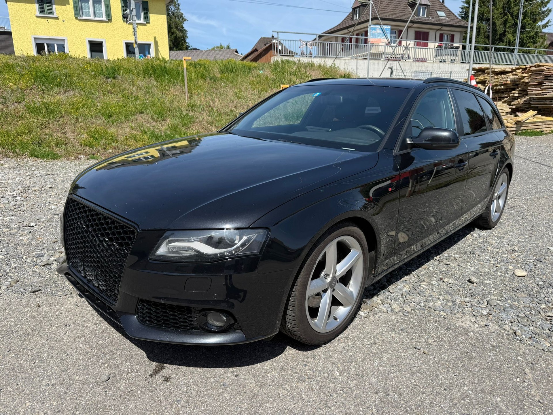 AUDI A4 Avant 2.0 TFSI Style-image-2
