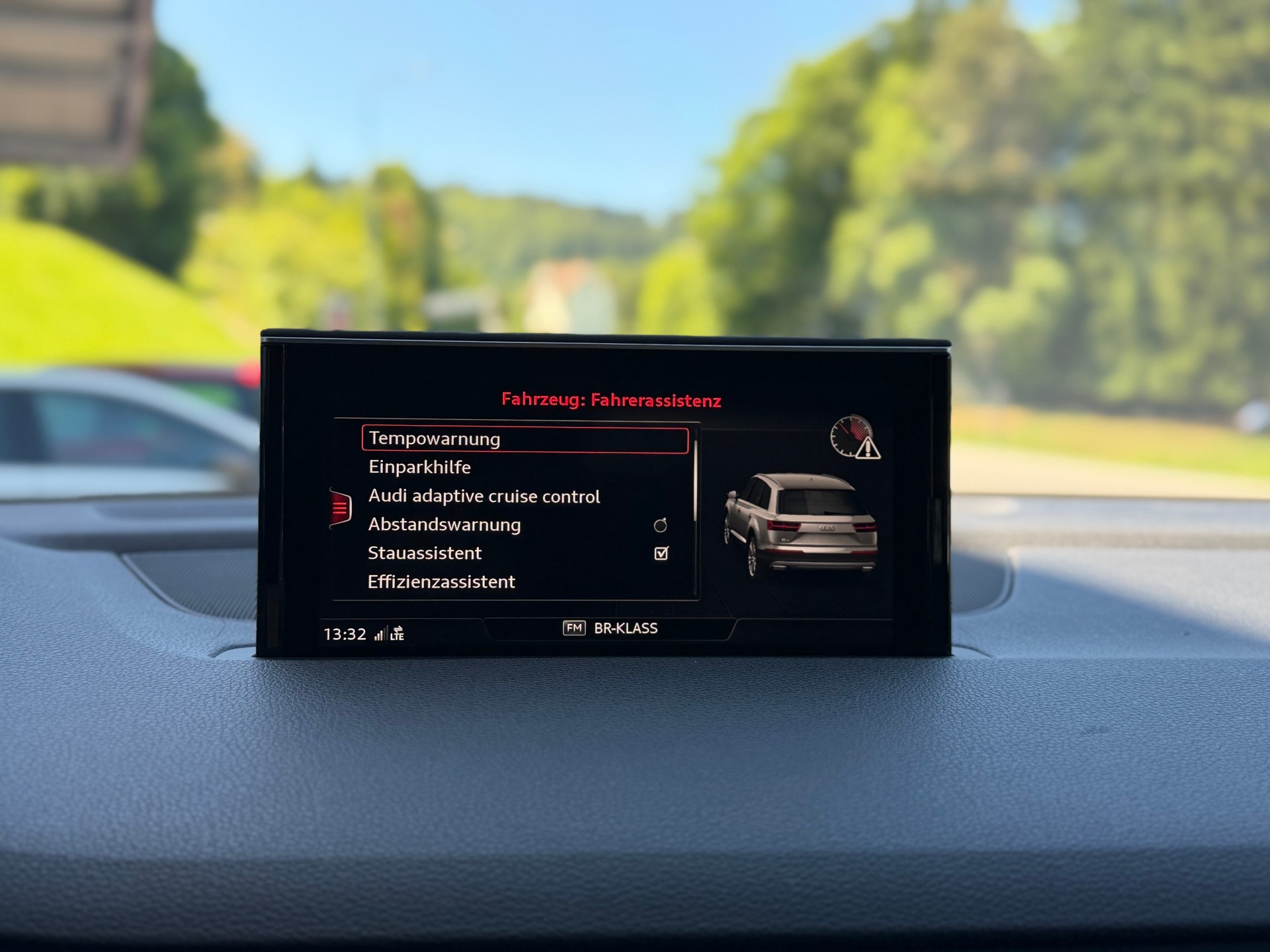 AUDI Q7 3.0 TDI quattro tiptronic S-Line-image-29
