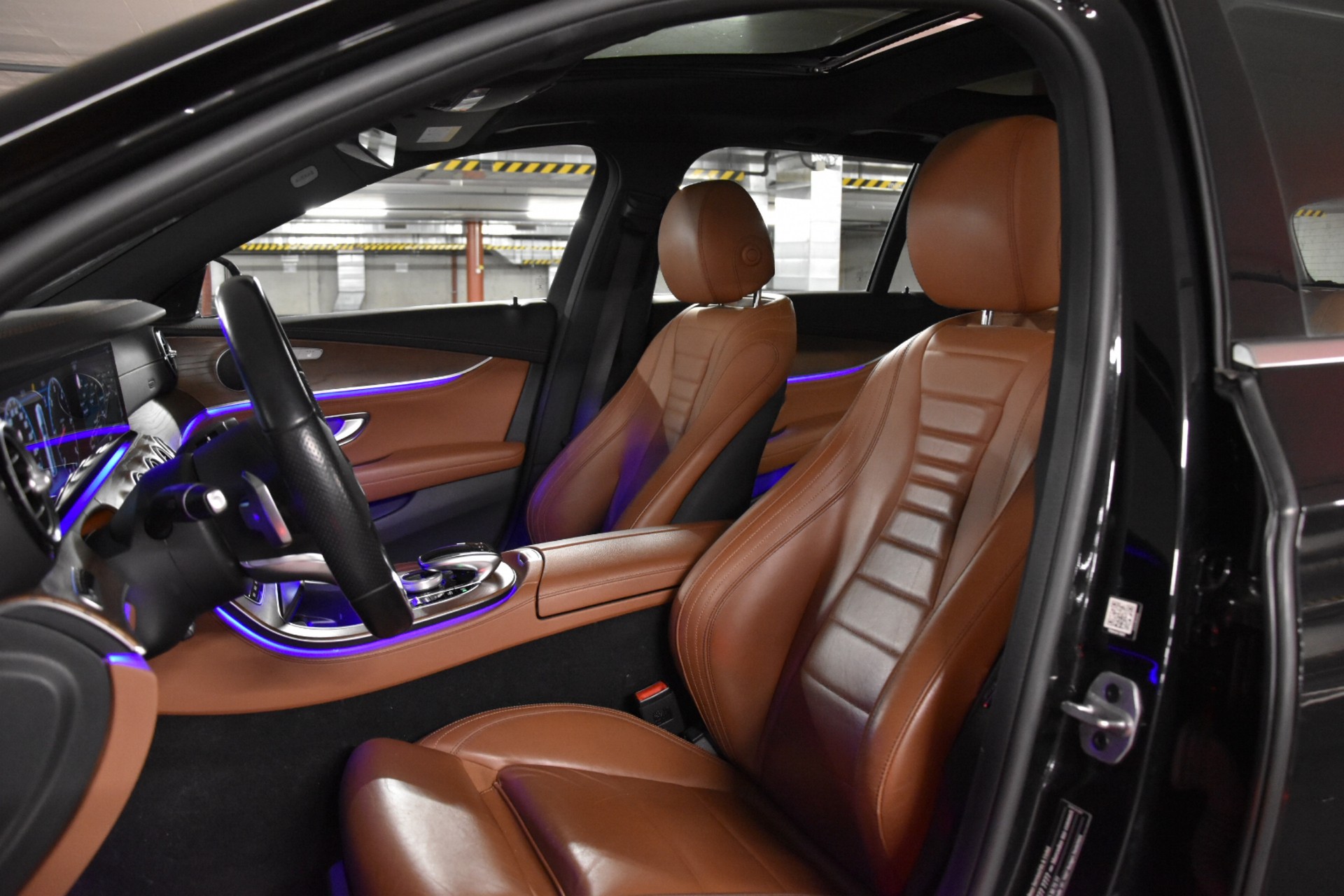 MERCEDES-BENZ E 350 d Avantgarde 4Matic 9G-Tronic-image-30